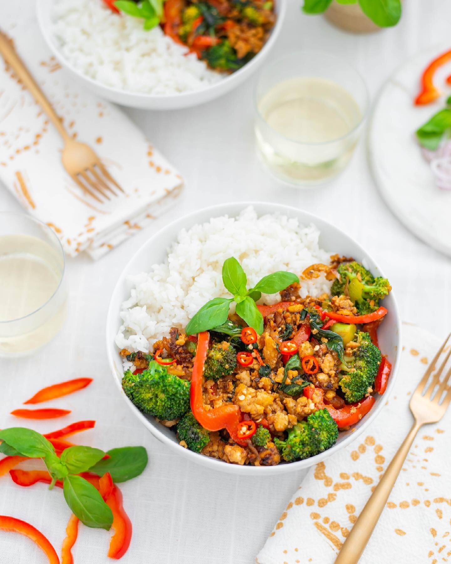This quick and easy Thai Basil Bowl is one of my go-to weeknight meals when I&rsquo;m craving something with lots of flavor. Crispy crumbled tofu (similar to ground chicken), a mix of veggies, and fresh basil are tossed in a delicious sauce full of T