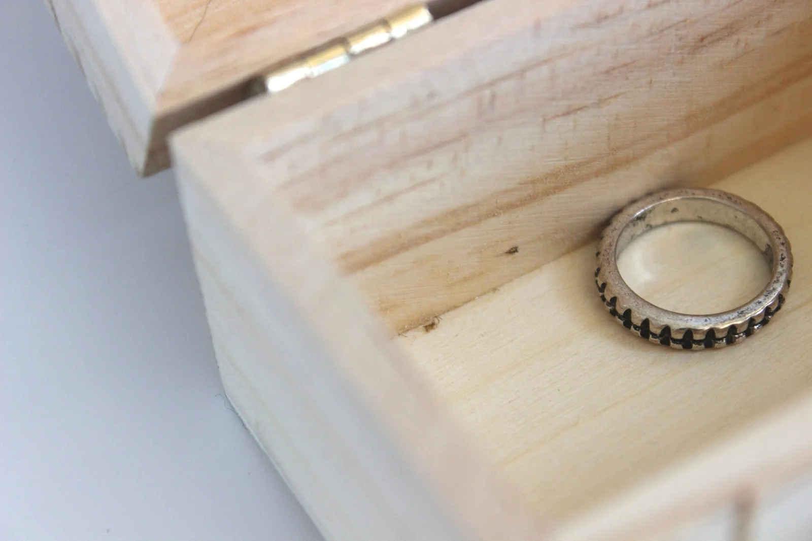 ring-1411573.jpg