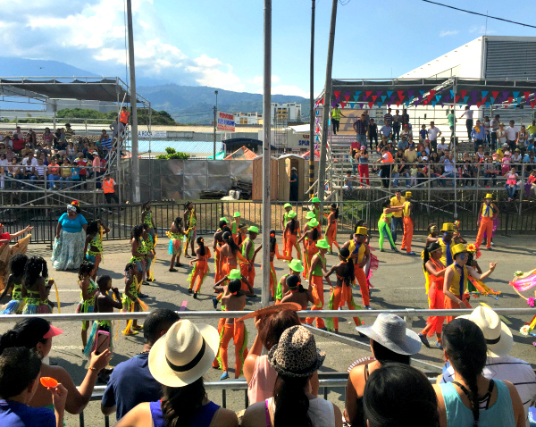 12.28.-colombia320.jpg