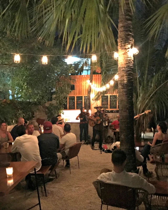 2.4.-tulum60.jpg