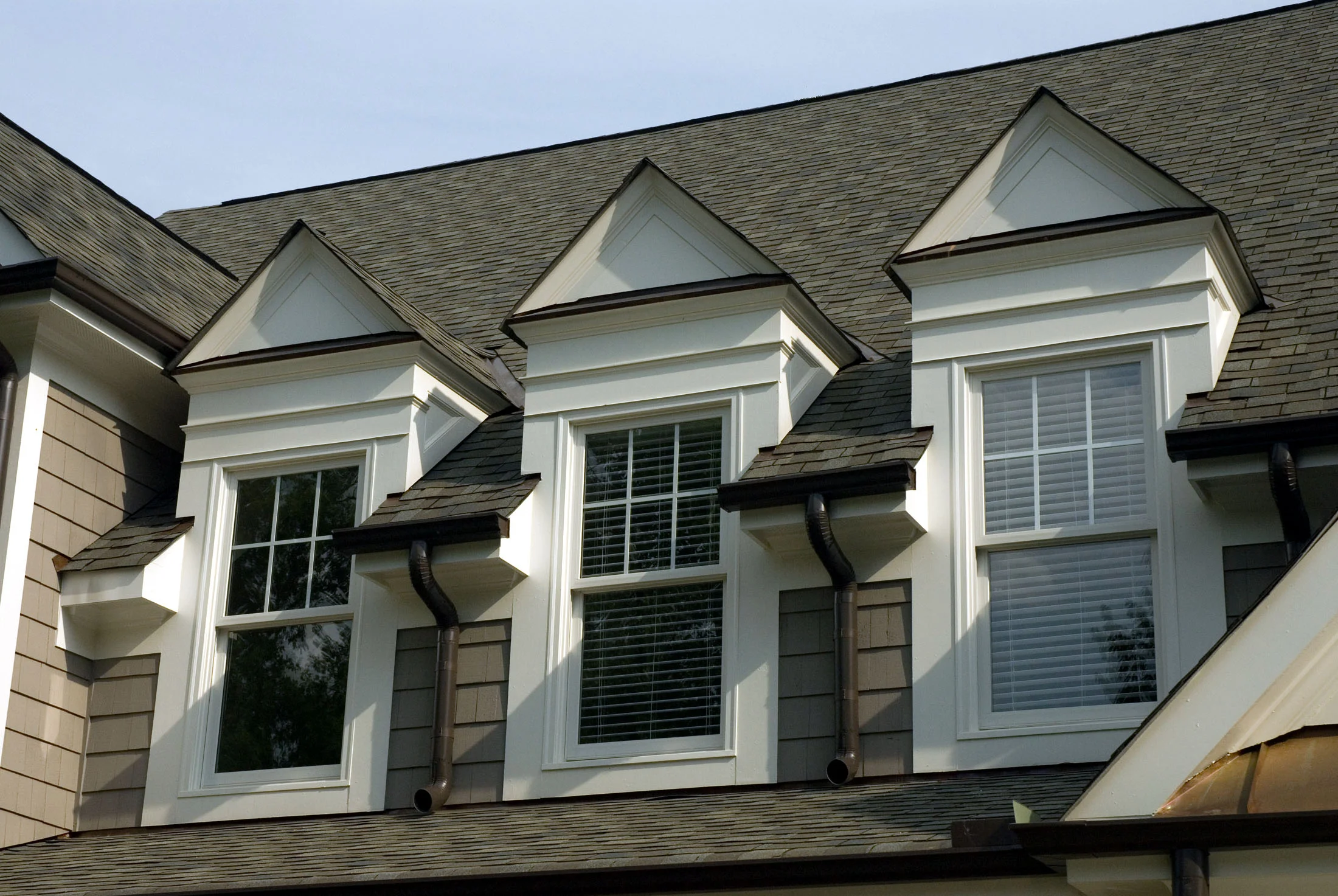 Add Photo replace other of same house.jpg