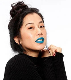 HOW TO WEAR BOLD LIP COLORS