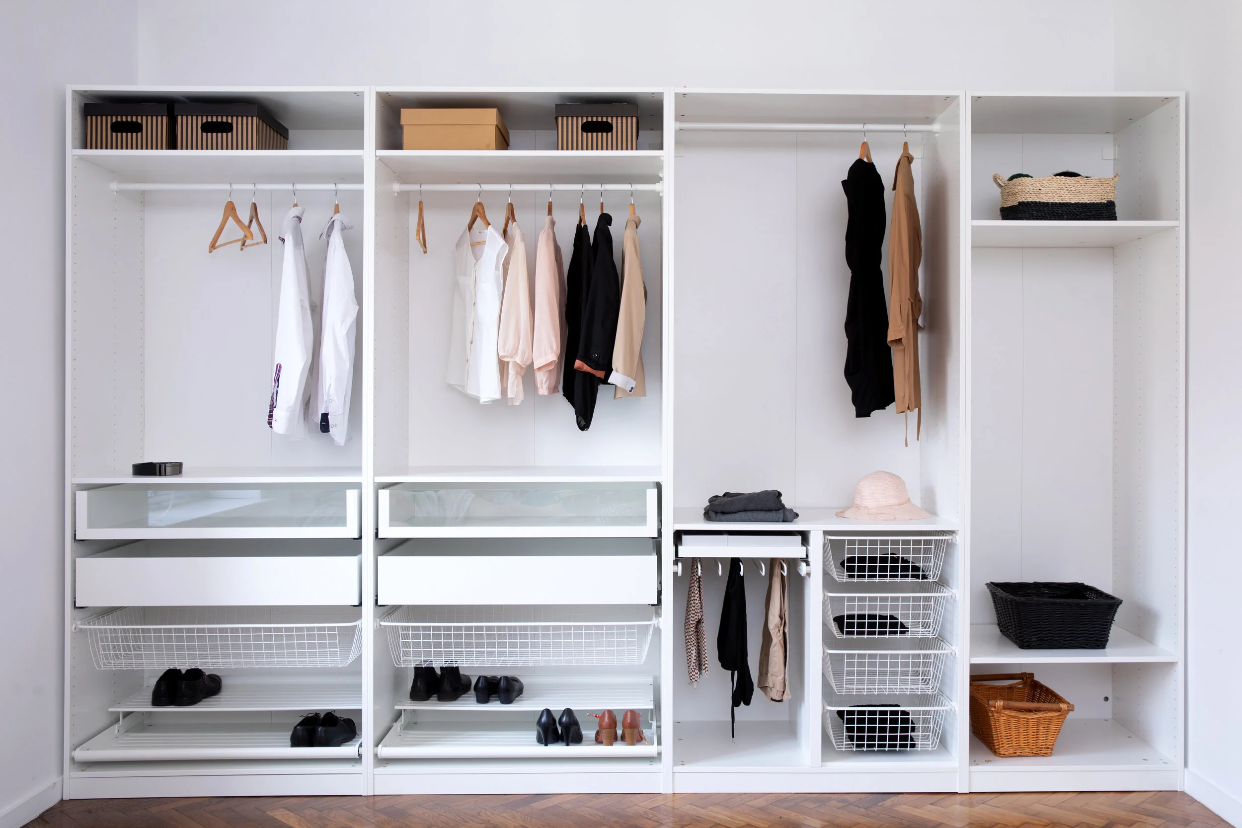 4 Tips to Create a Dream Closet on a Budget