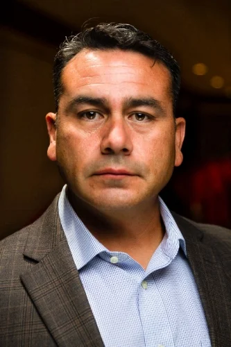 Profile Pic (edit) (1 of 1).jpg