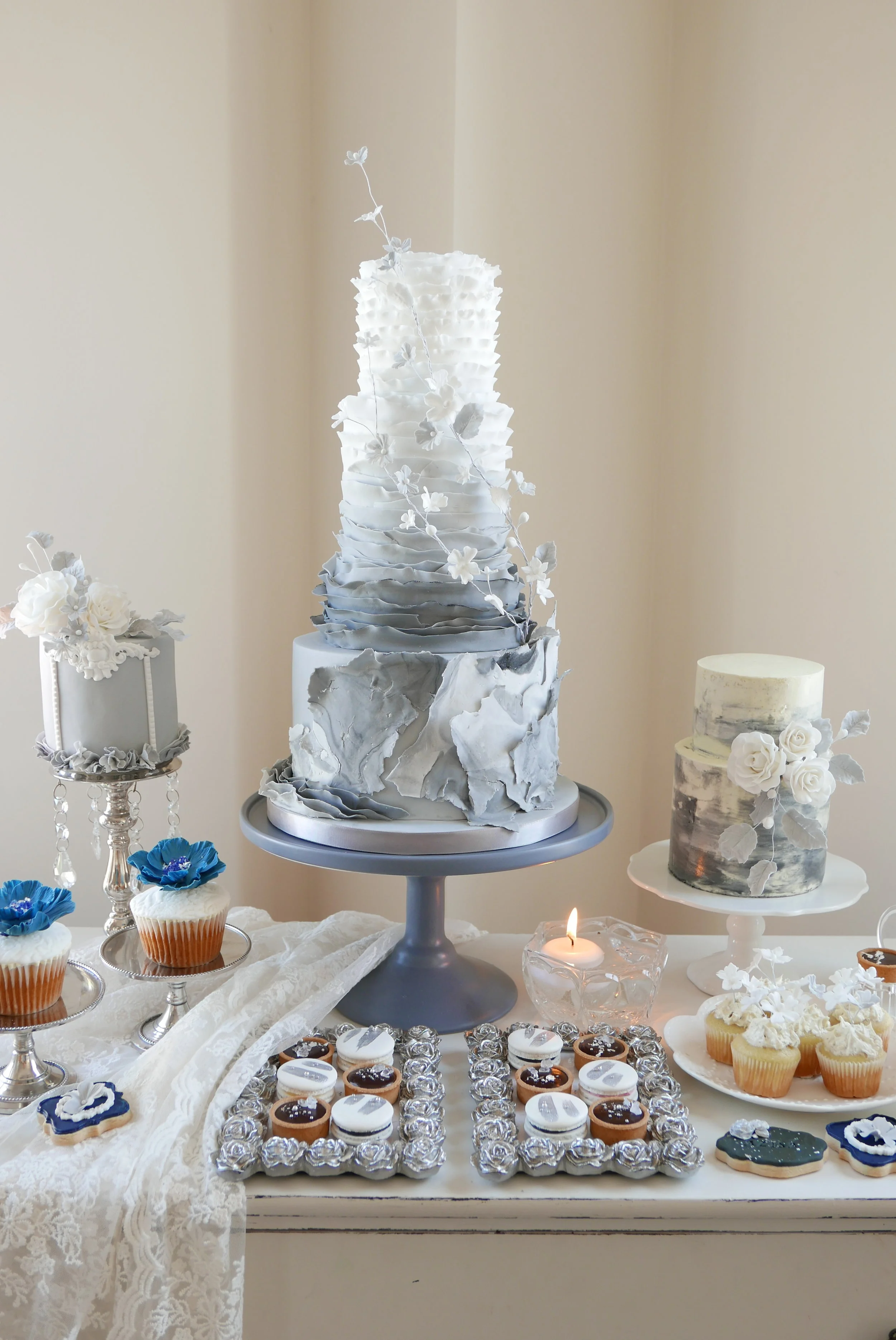 Wedding Cake by Flower &amp; Flour Cake Design, Gusta Cooking Studio