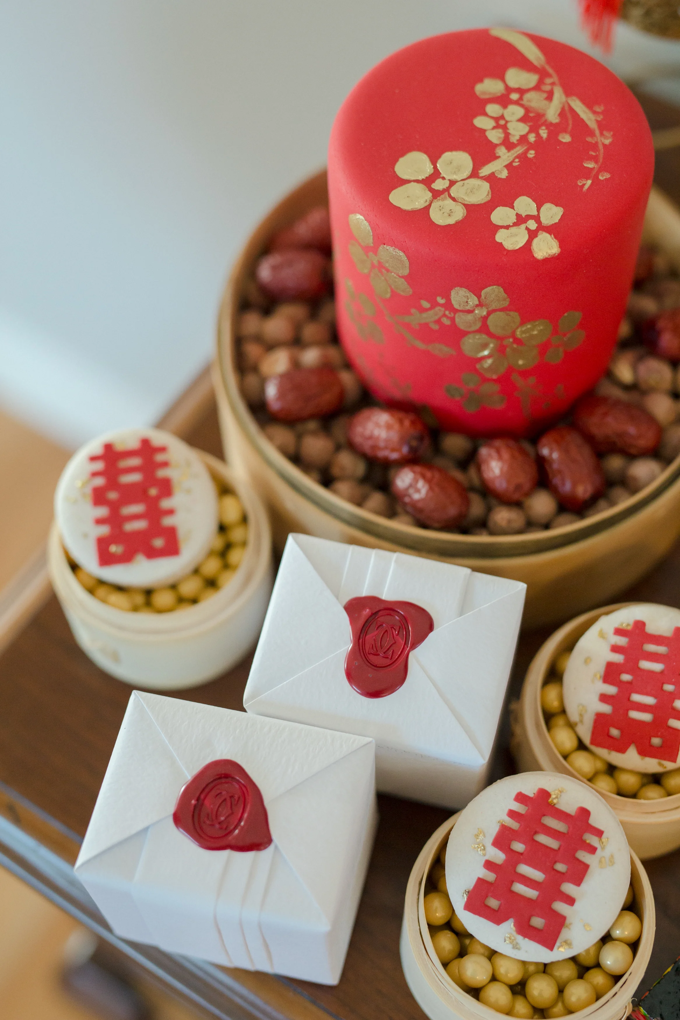 Wedding Cake by Flower &amp; Flour Cake Design, Gusta Cooking Studio