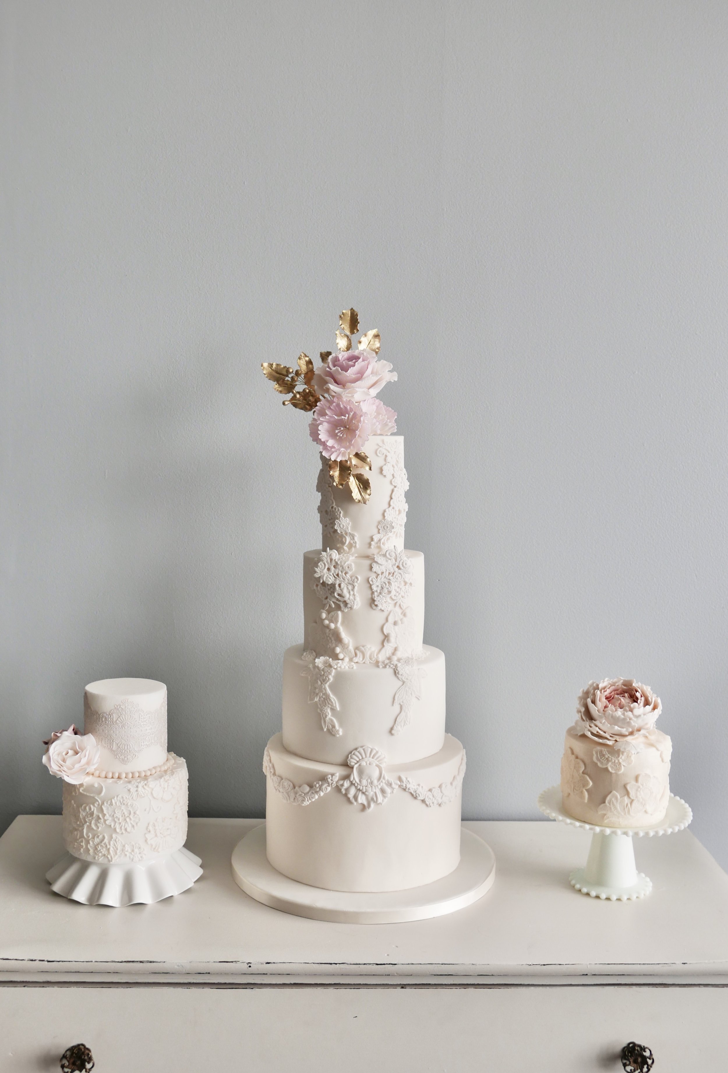 Wedding Cake by Flower & Flour Cake Design, Gusta Cooking Studio