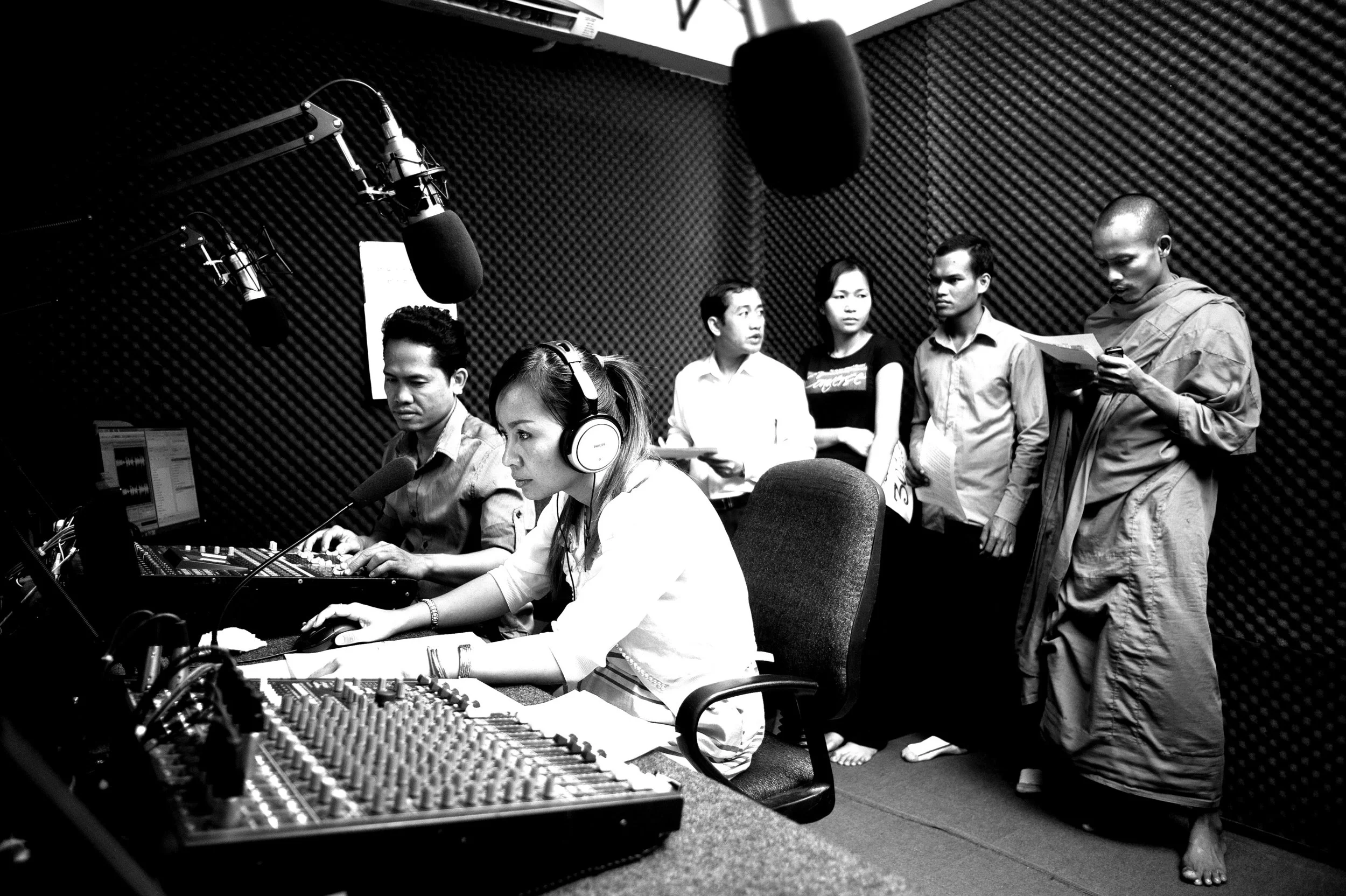 Cambodia_3960-BW.jpg