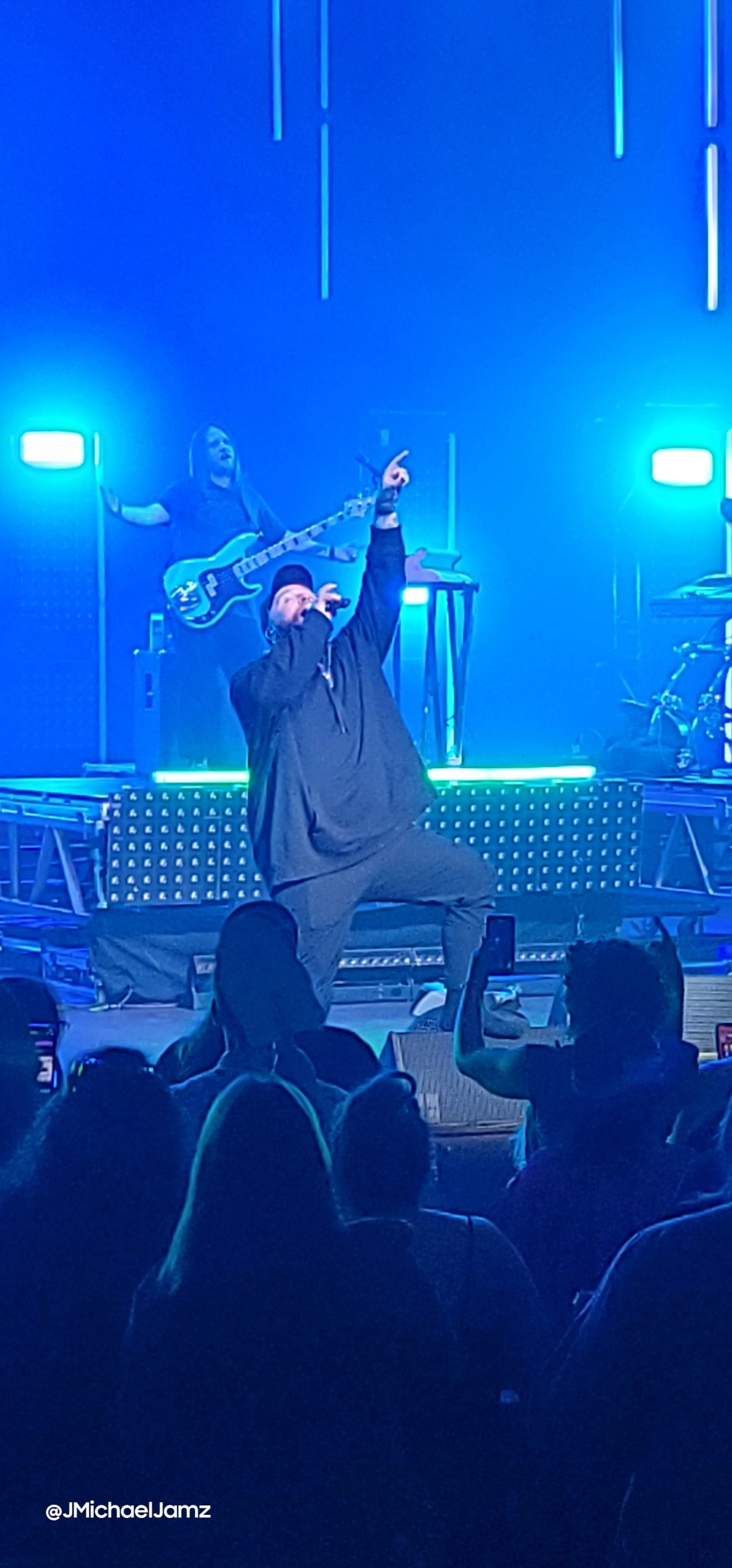 The Teddy Swims Experience: A Lesson in Soul, Surprise &amp; Showmanship