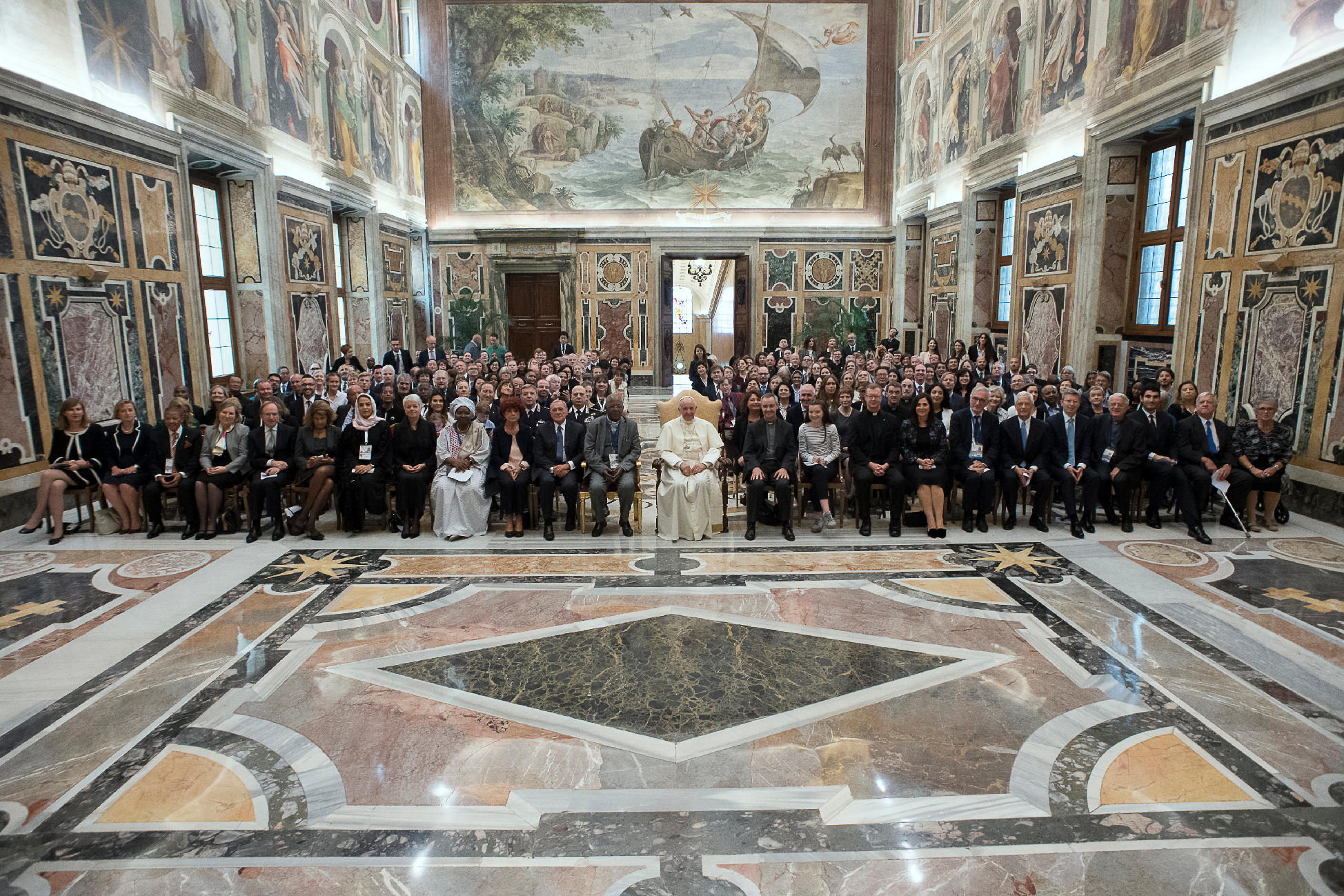 Pope Francis and the Child Dignity in the World Congress (1).jpg