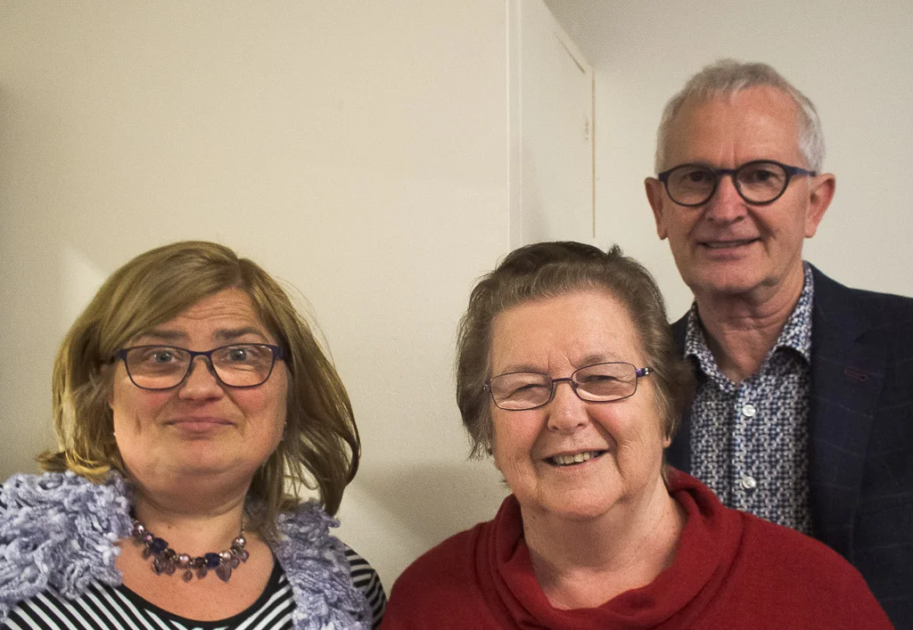 Ruth Brooker and Dorothy Mackay, overall winners. Behind them is Graeme Rolston from Waikanae Funeral Home, our sponsors.