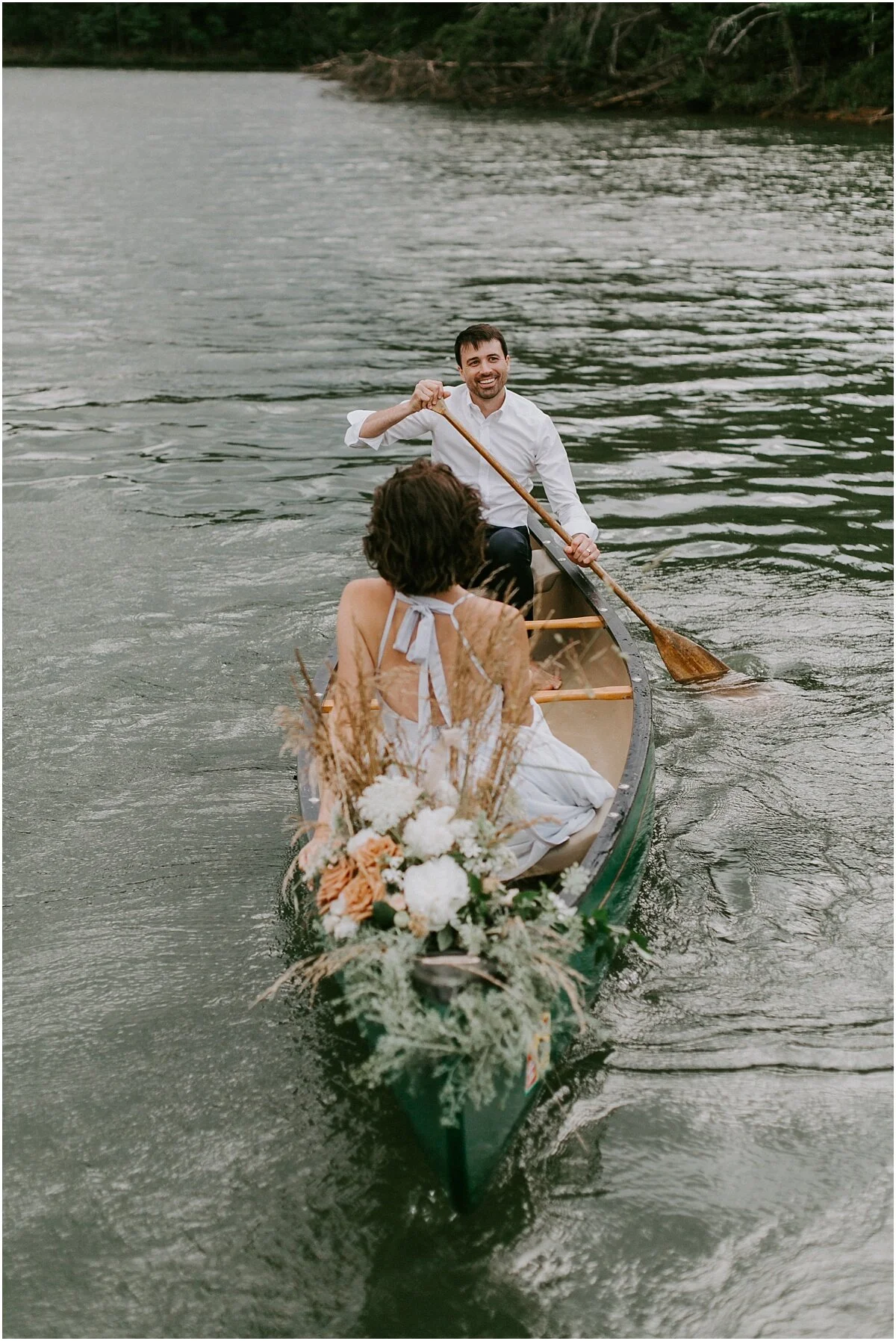 LAKE ADGER NORTH CAROLINA RAINY ELOPEMENT Photo by Erika El Photography (46).jpg