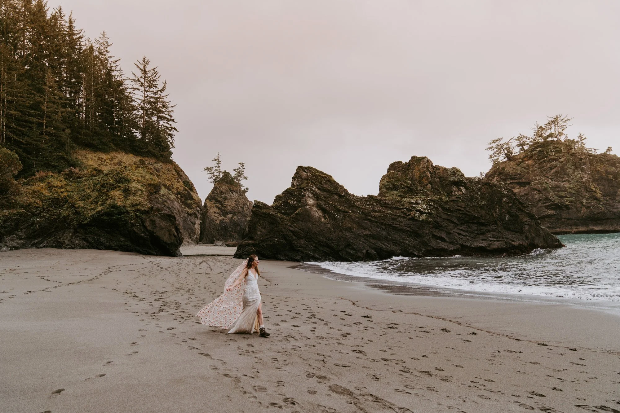 Ultimate Guide for a Southern Oregon Coast Elopement