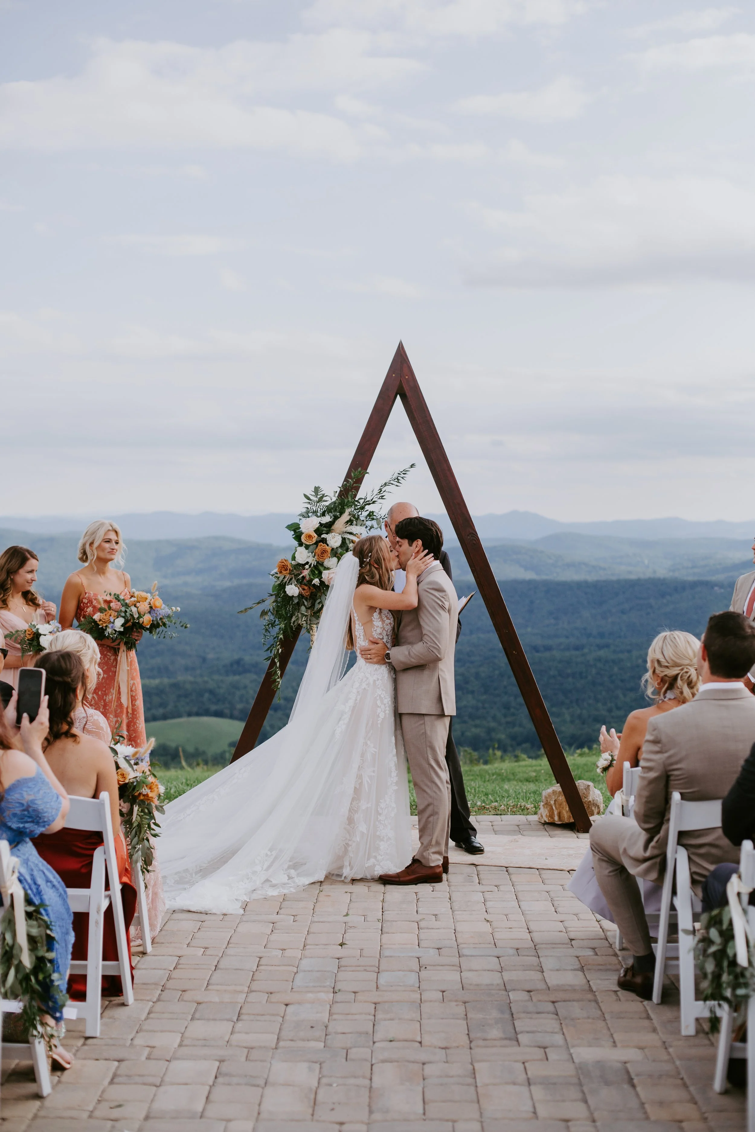 Blue Ridge Mountain Wedding at Sky Retreat Venue / Kristin + Mike 