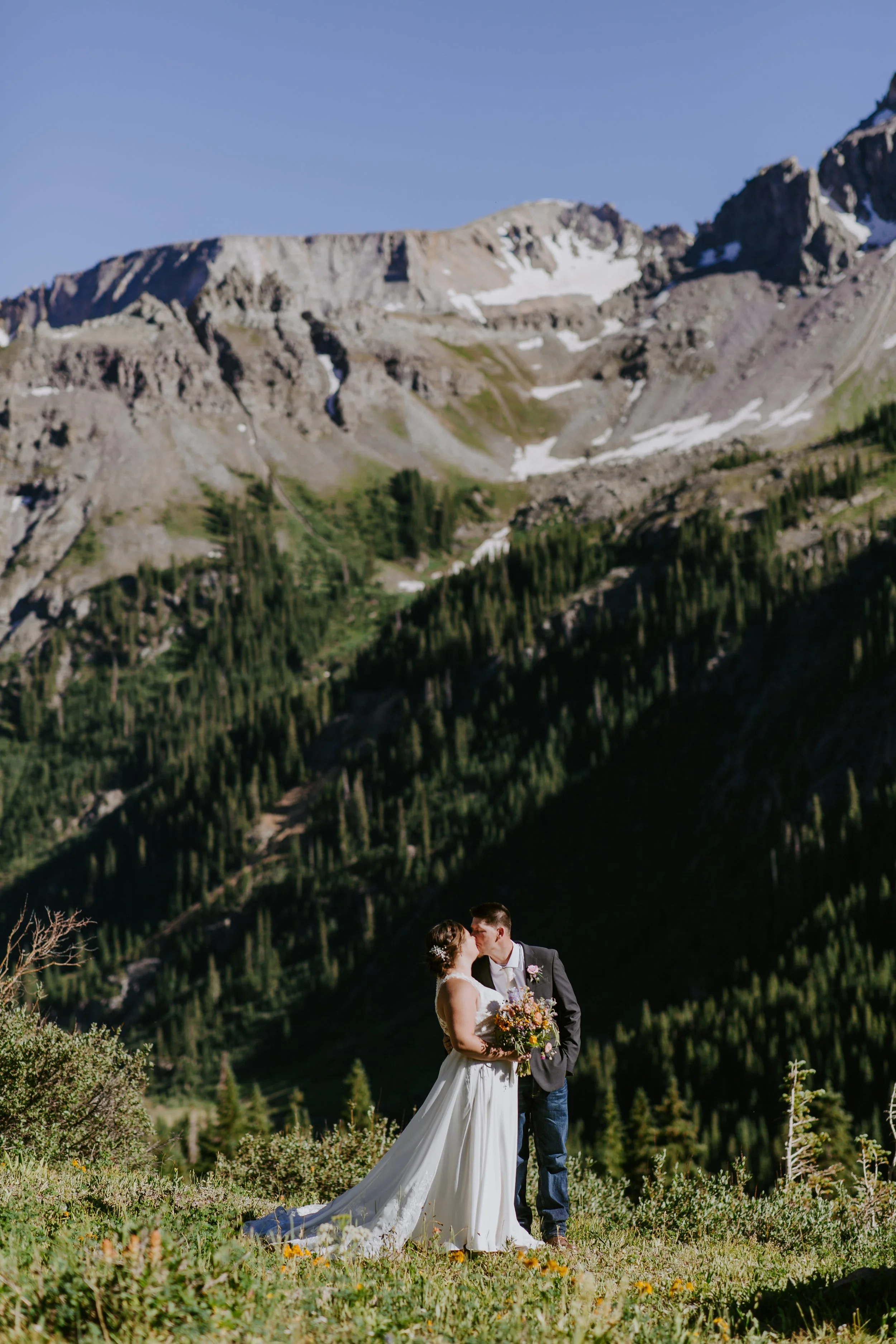 Ultimate Guide for an Ouray Elopement
