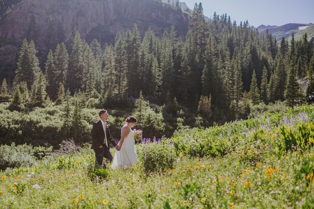 ouray-elopement-portraits.jpg