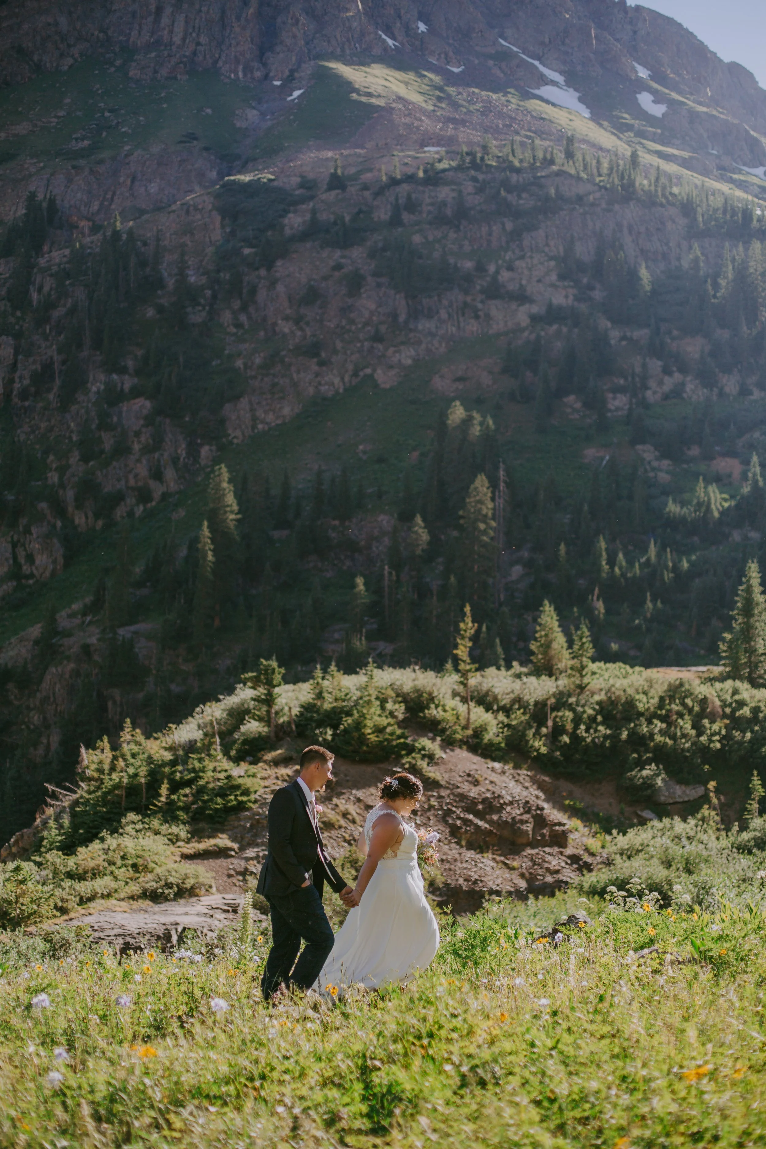 7 Best Small Wedding Venues in Colorado