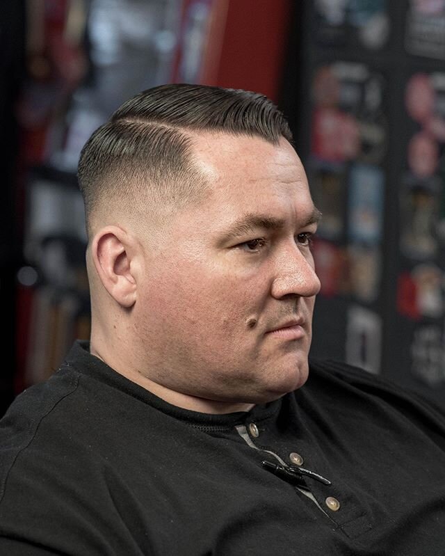 @thoma66 came by and we did a skin fade. I set the skin line, shaved, and blend top down. I like doing it that way to keep control of the fade. How do you do it?

#azbarber #theholyblack #barbershopconnect #arizonabarbers #phoenix #tempe #mesa #scott