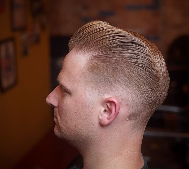 Wonder if i can still cut?

#myminolta #sonya7 #andisclippers #wahlpro #osterpro #menshair #hair #haircut #barber #barbering #barberlife #barbergang #barbershopconnect #thebarber #theholyblack #americanbarbershop #azhairstylist #thefinestbarbers #int