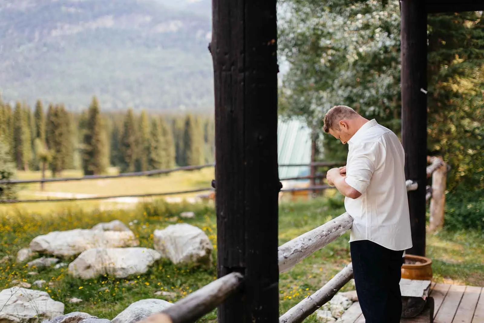 150711-Julia+AJ-BeaverfootWedding-0046.jpg