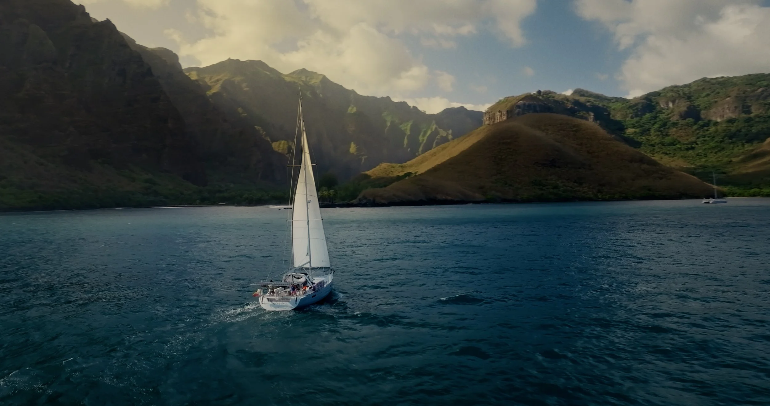 TahitiDC_NewVO4K.01_00_05_14.Still055.jpg