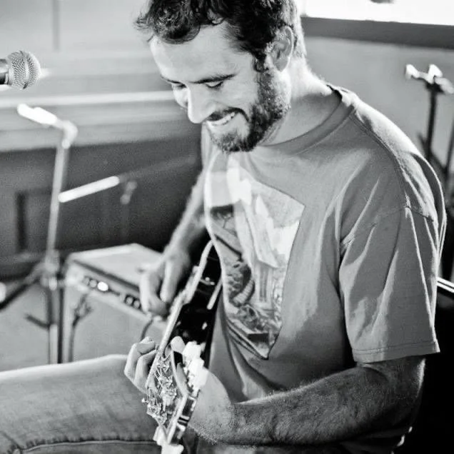 LIVE MUSIC with Jimmy Stapp