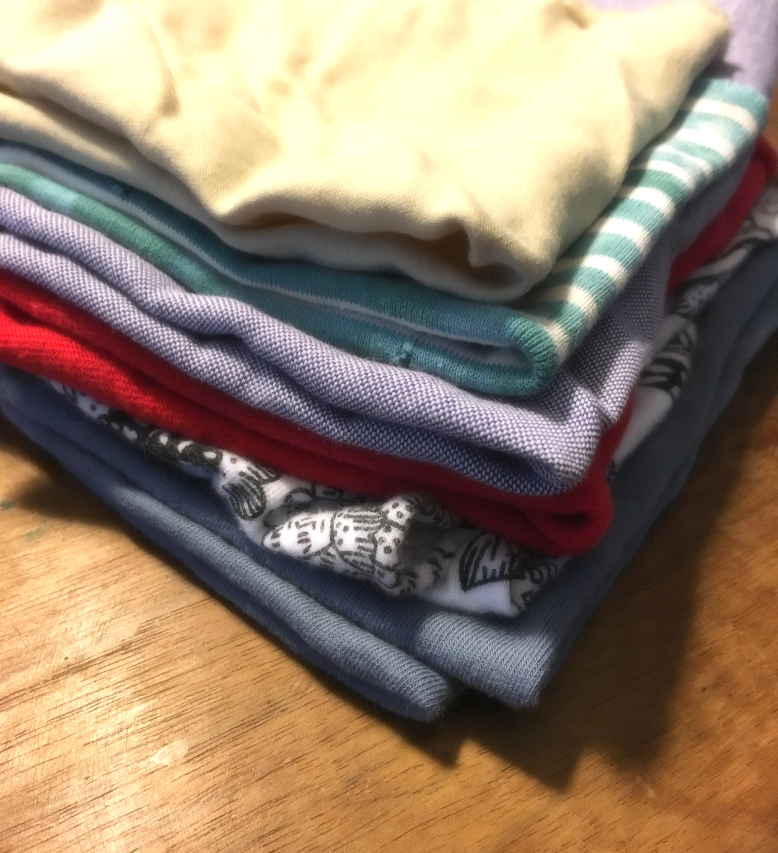 Homemade un-paper towels are a great way to re=purpose clothes!