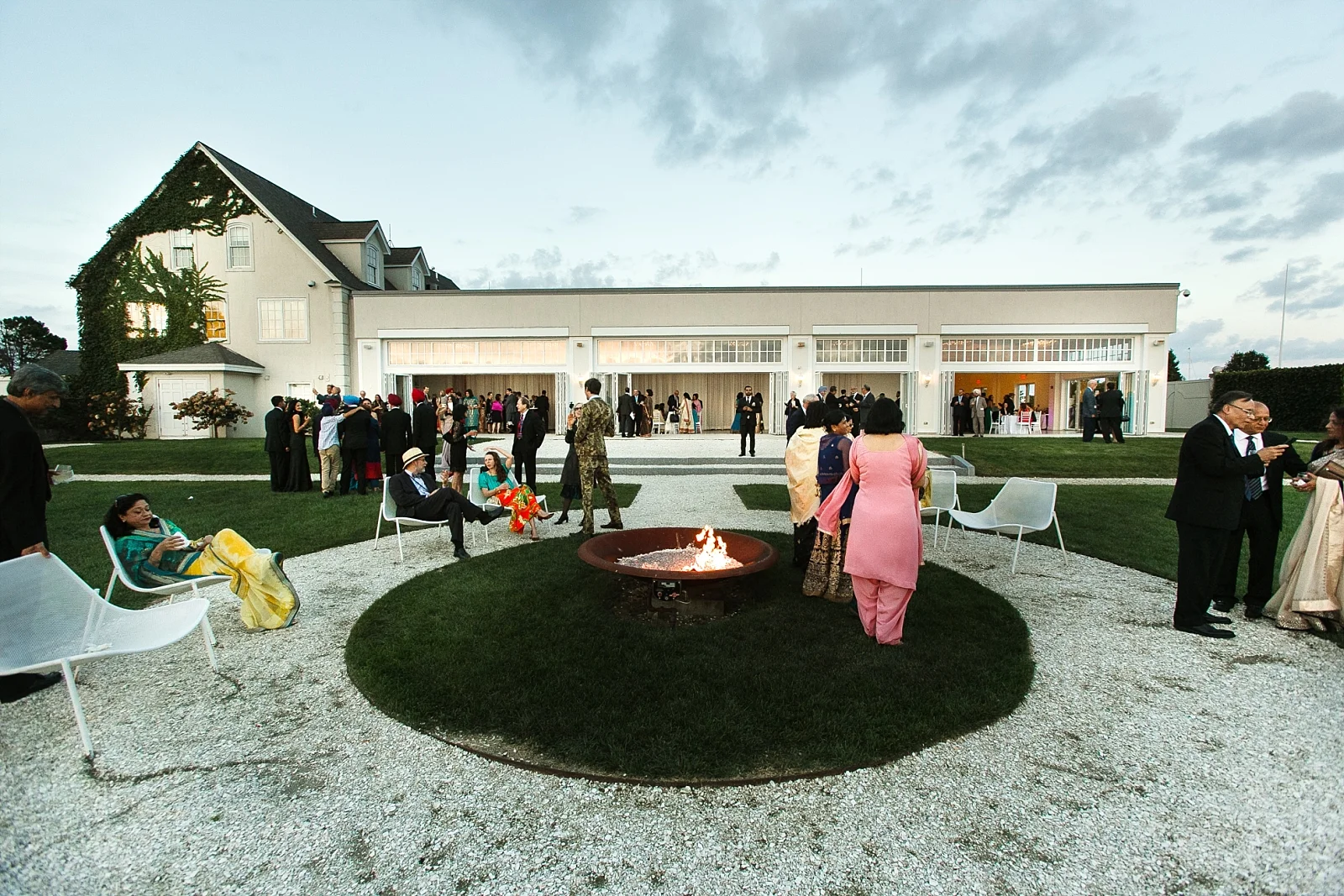 Newport_Wedding_Photographer_RaAj_Gallery_70.jpg