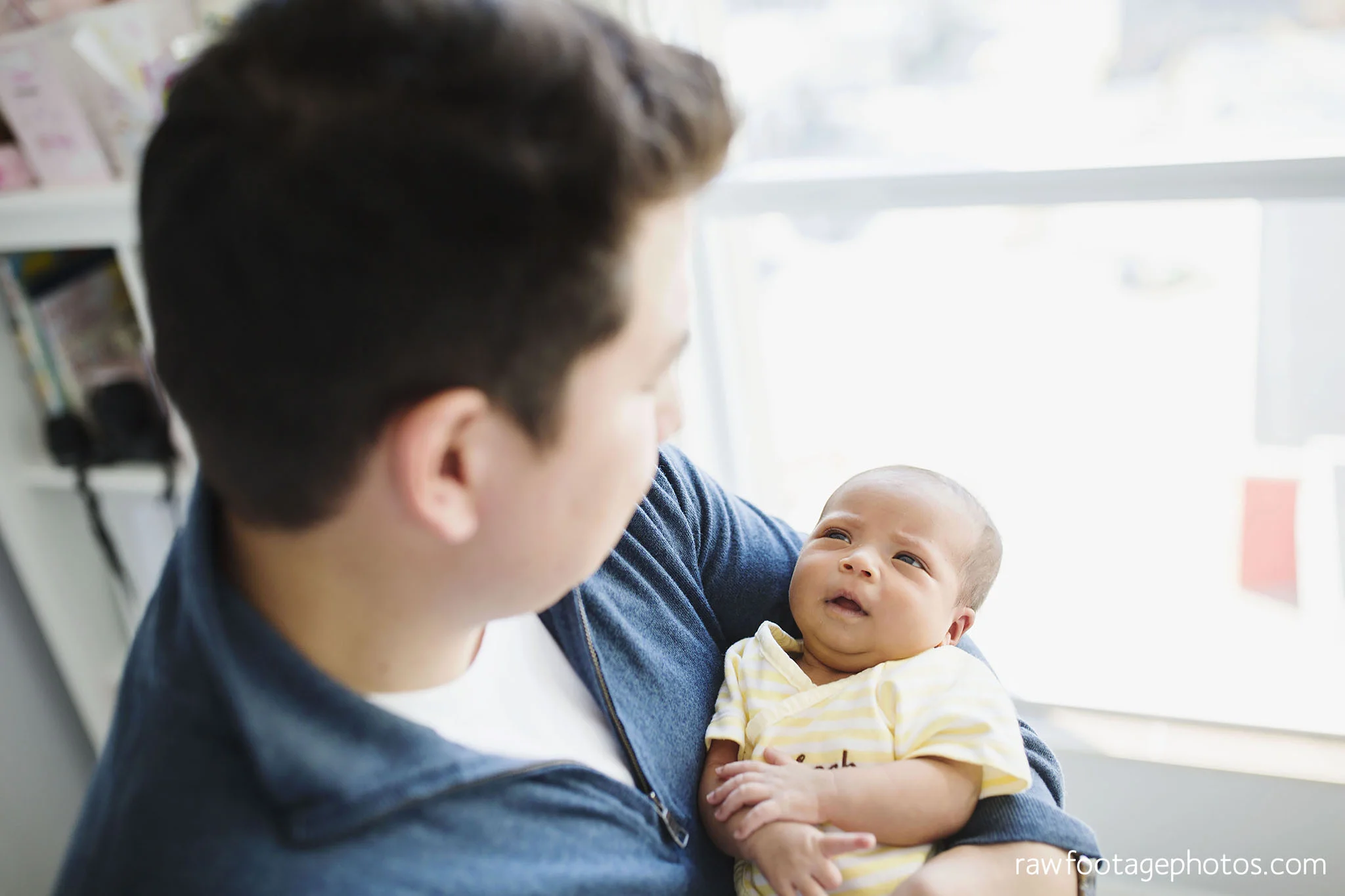London_Ontario_Photographer-Newborn_Lifestyle_Photography-Baby-Photos-Lifestyle_Photographer-Raw_Footage_Photography-In_Home_Newborn_Session002.jpg