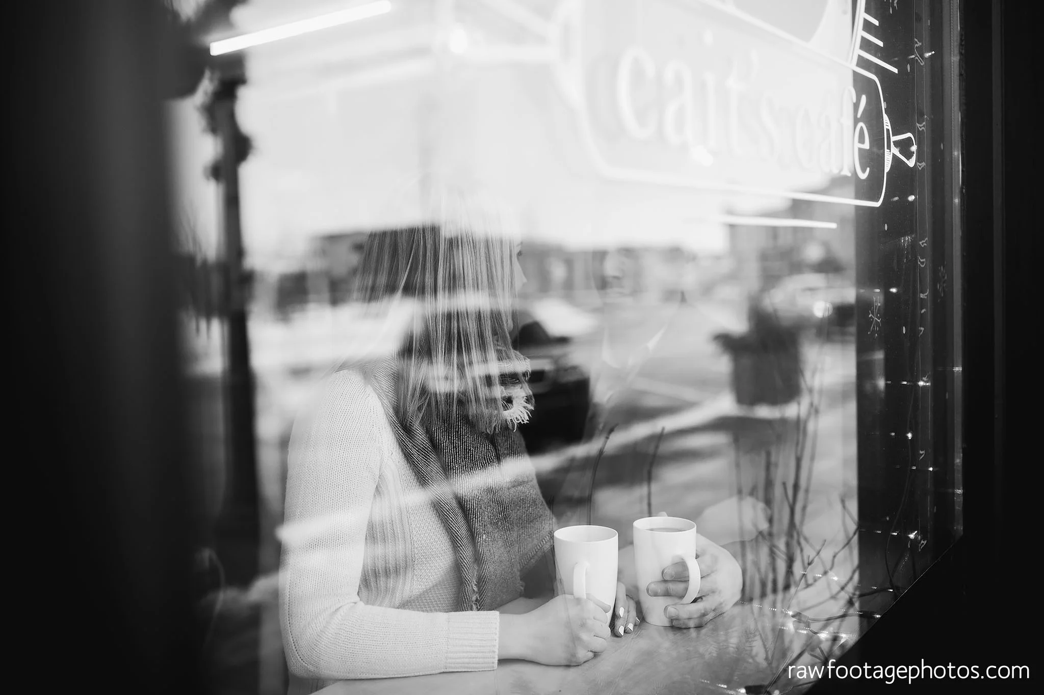 london_ontario_wedding_photographer-engagement_session-goderich_ontario-winter_e_session-barn_photos-raw_footage_photography024.jpg
