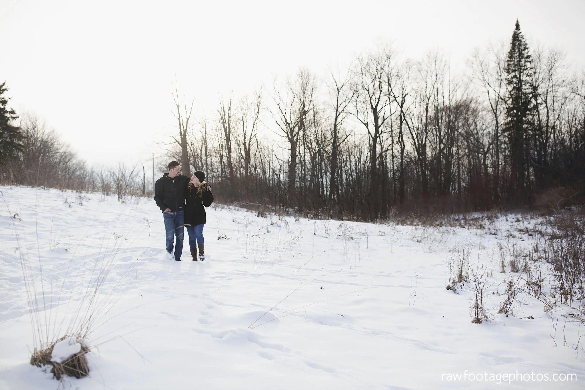london_ontario_wedding_photographer-engagement_session-winter_engagement_photos-raw_footage_photography001.jpg