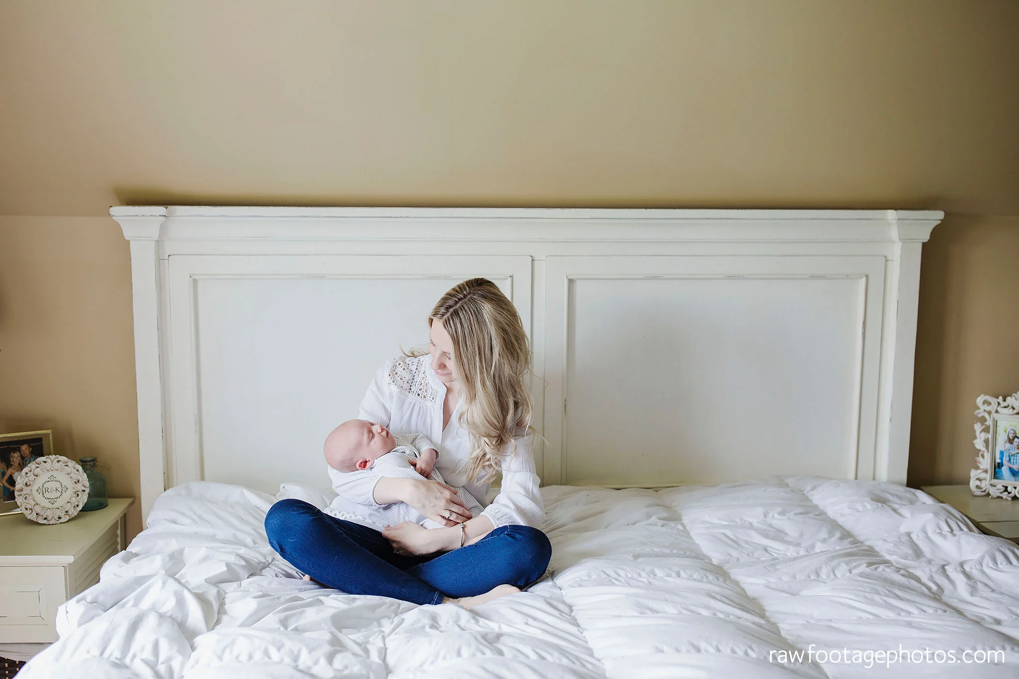 london-ontario-newborn-lifestyle-photographer018.jpg