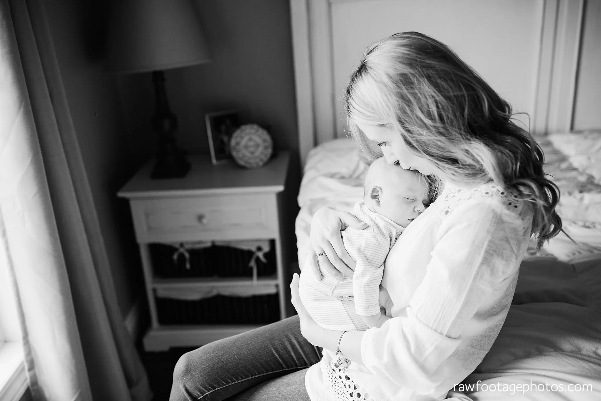 london-ontario-newborn-lifestyle-photographer021.jpg