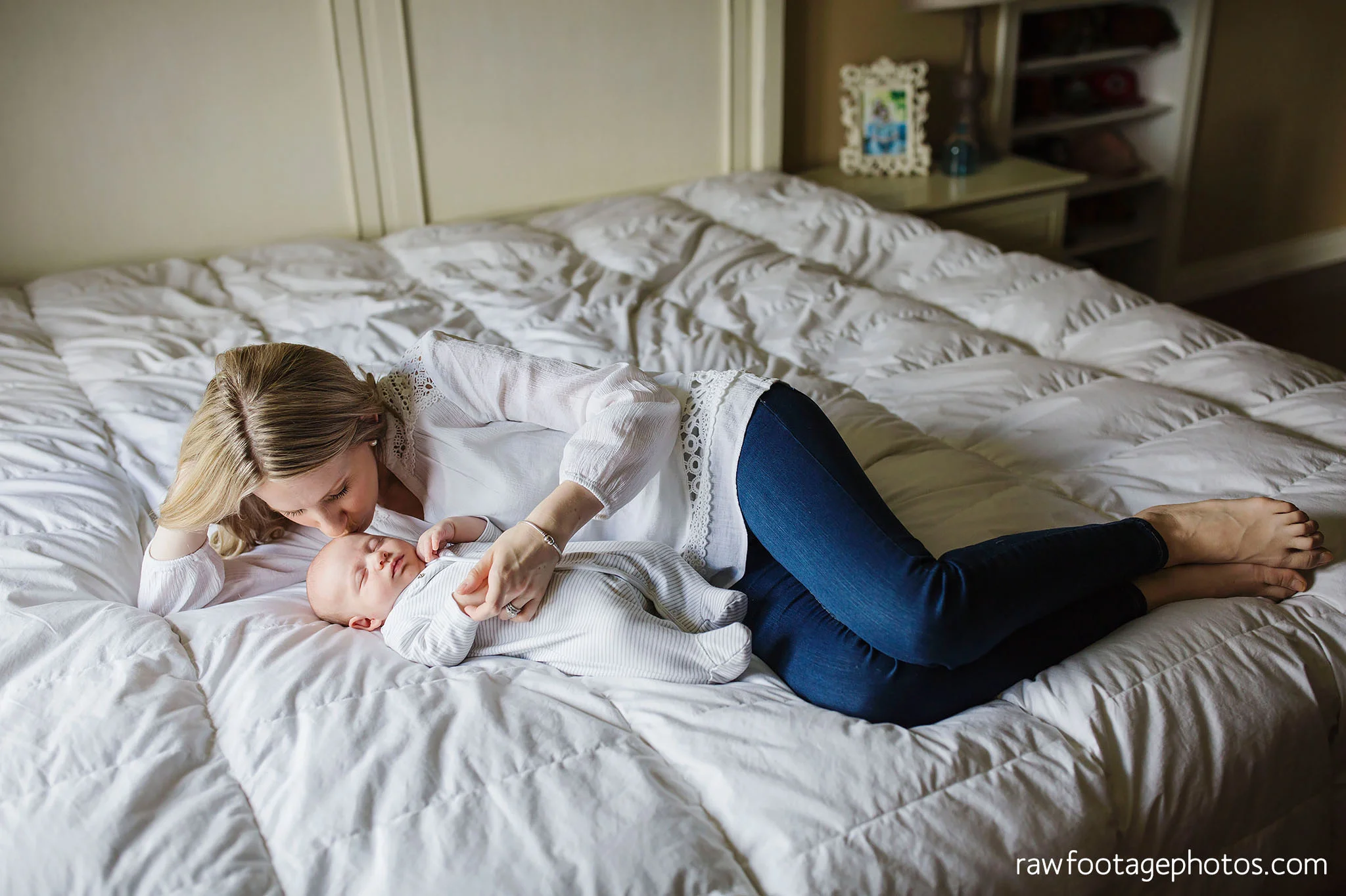 london-ontario-newborn-lifestyle-photographer022.jpg