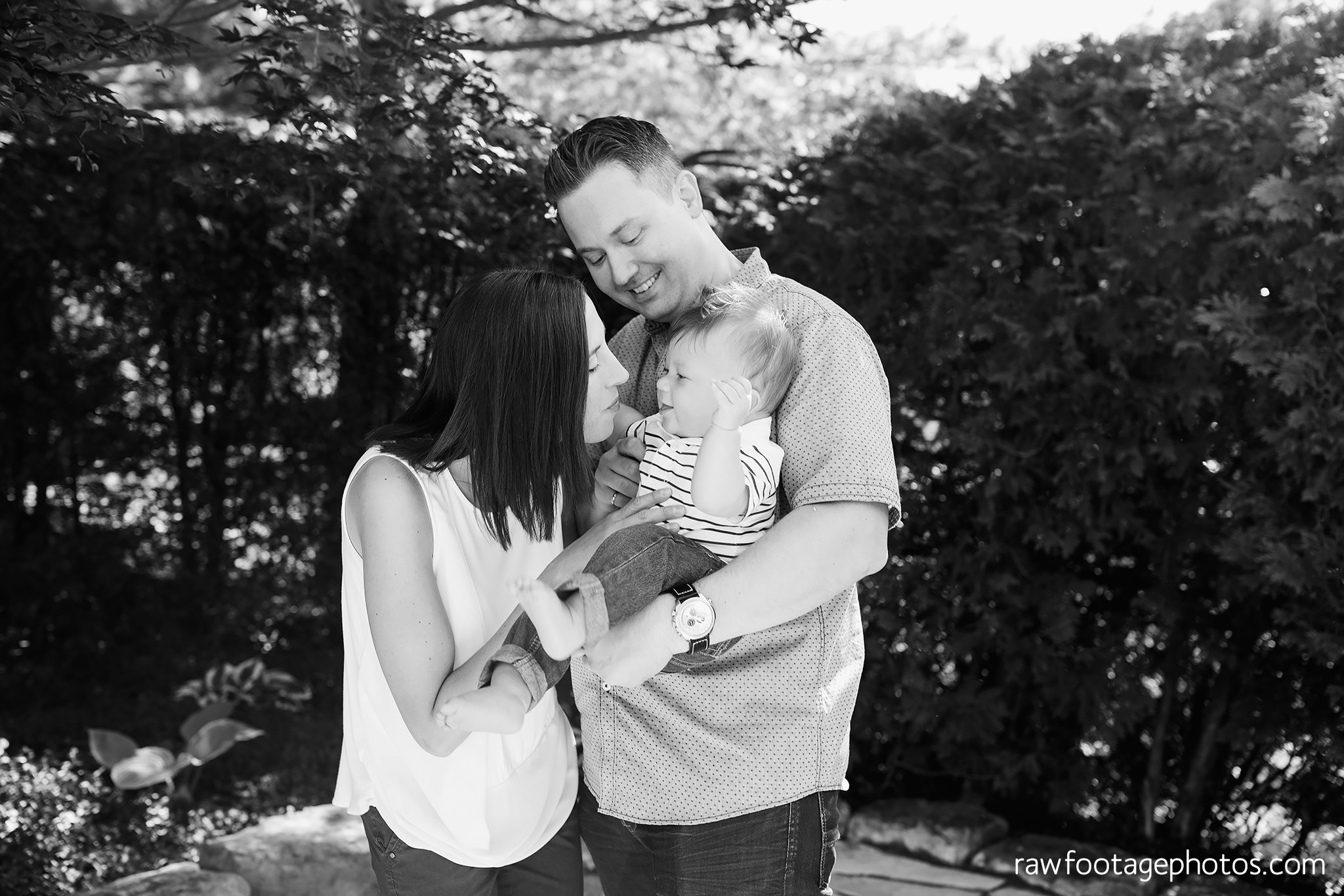 london_ontario_family_photographer-extended_family_session-raw_footage_photography002.jpg
