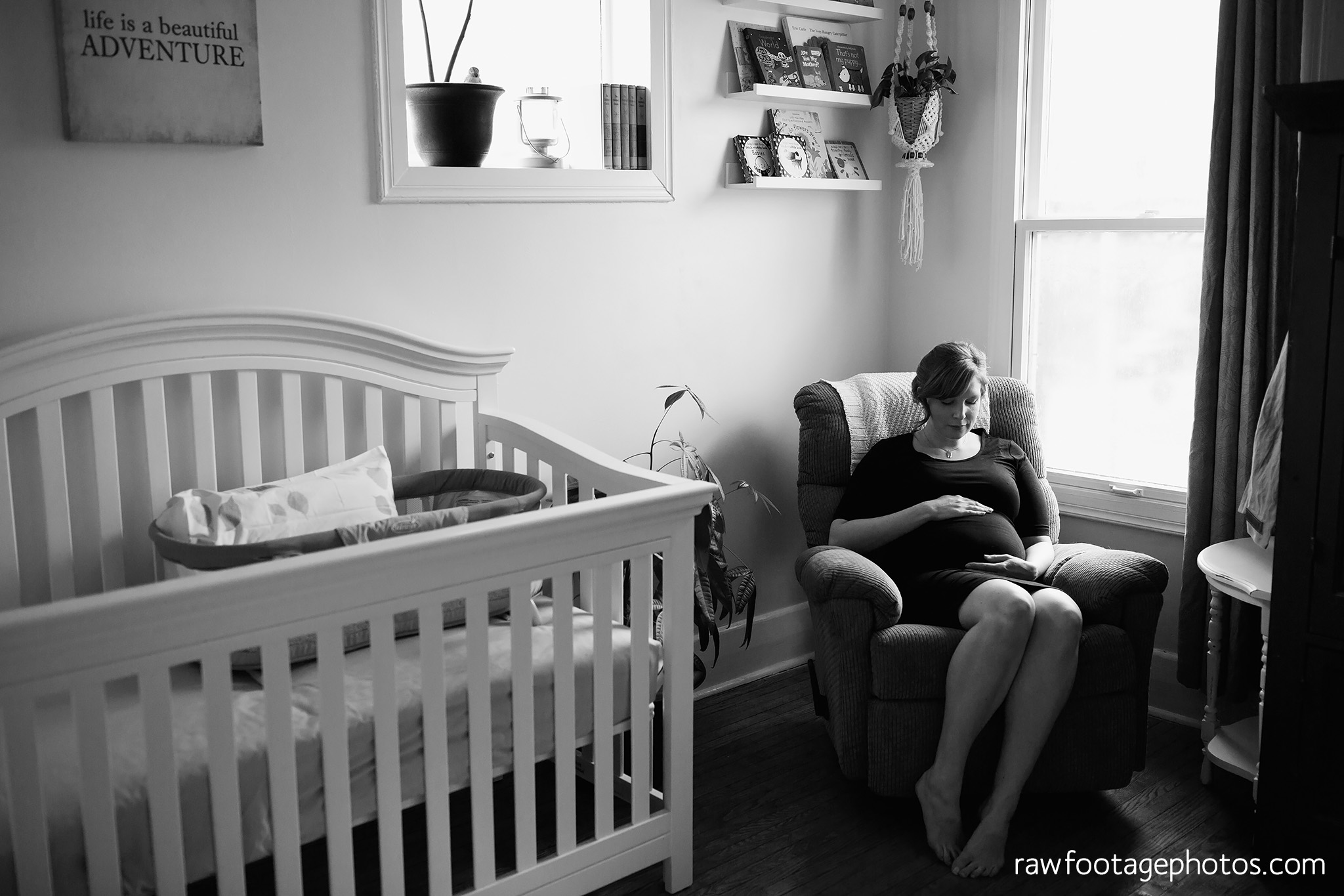 london_ontario_family_photography-lifestyle_photography-maternity_photos-raw_footage_photography-best_of_2018099.jpg