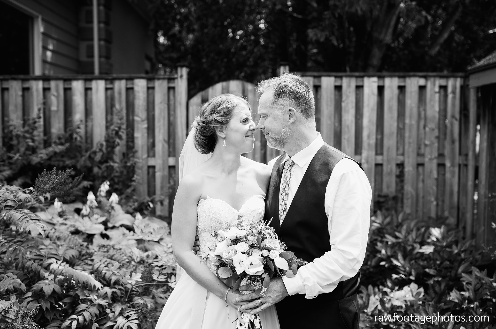 London_Ontario_Wedding_Photographer-Raw_Footage_photography-Forest_wedding-Woodsy_wedding-DIY_Wedding-Candid_Wedding_Photography012.jpg