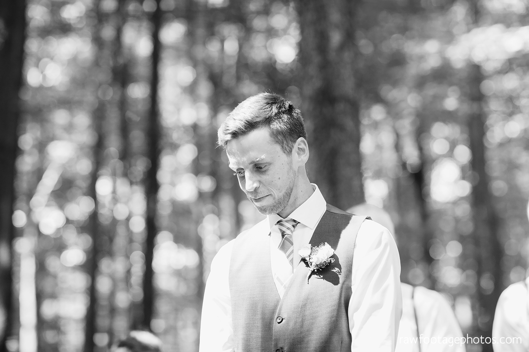 London_Ontario_Wedding_Photographer-Raw_Footage_photography-Forest_wedding-Woodsy_wedding-DIY_Wedding-Candid_Wedding_Photography019.jpg