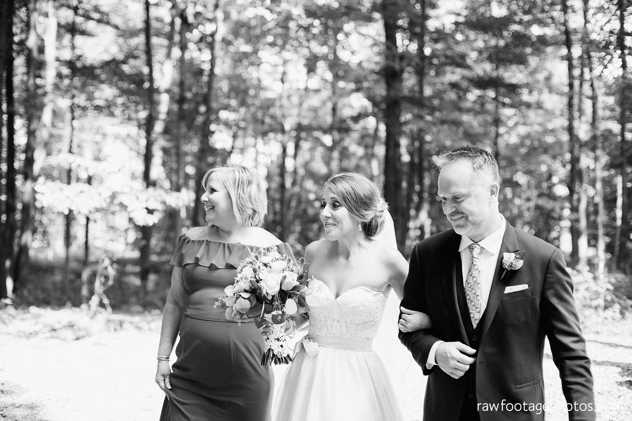 London_Ontario_Wedding_Photographer-Raw_Footage_photography-Forest_wedding-Woodsy_wedding-DIY_Wedding-Candid_Wedding_Photography020.jpg