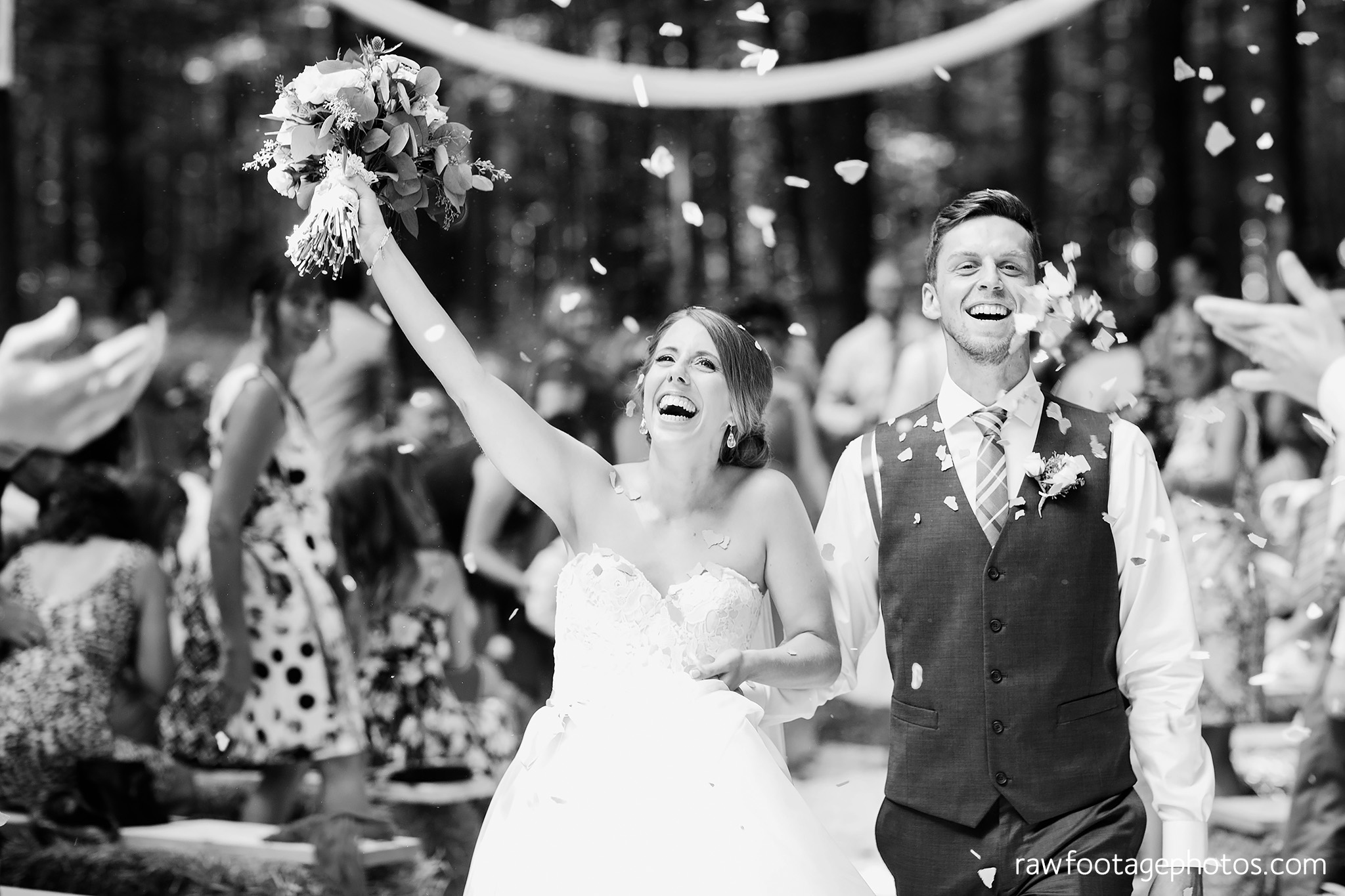 London_Ontario_Wedding_Photographer-Raw_Footage_photography-Forest_wedding-Woodsy_wedding-DIY_Wedding-Candid_Wedding_Photography052.jpg