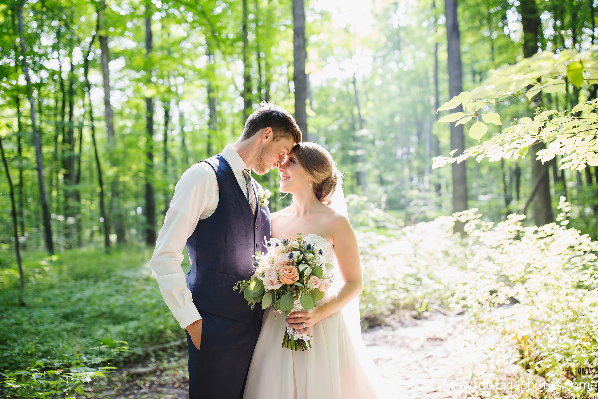 London_Ontario_Wedding_Photographer-Raw_Footage_photography-Forest_wedding-Woodsy_wedding-DIY_Wedding-Candid_Wedding_Photography061.jpg