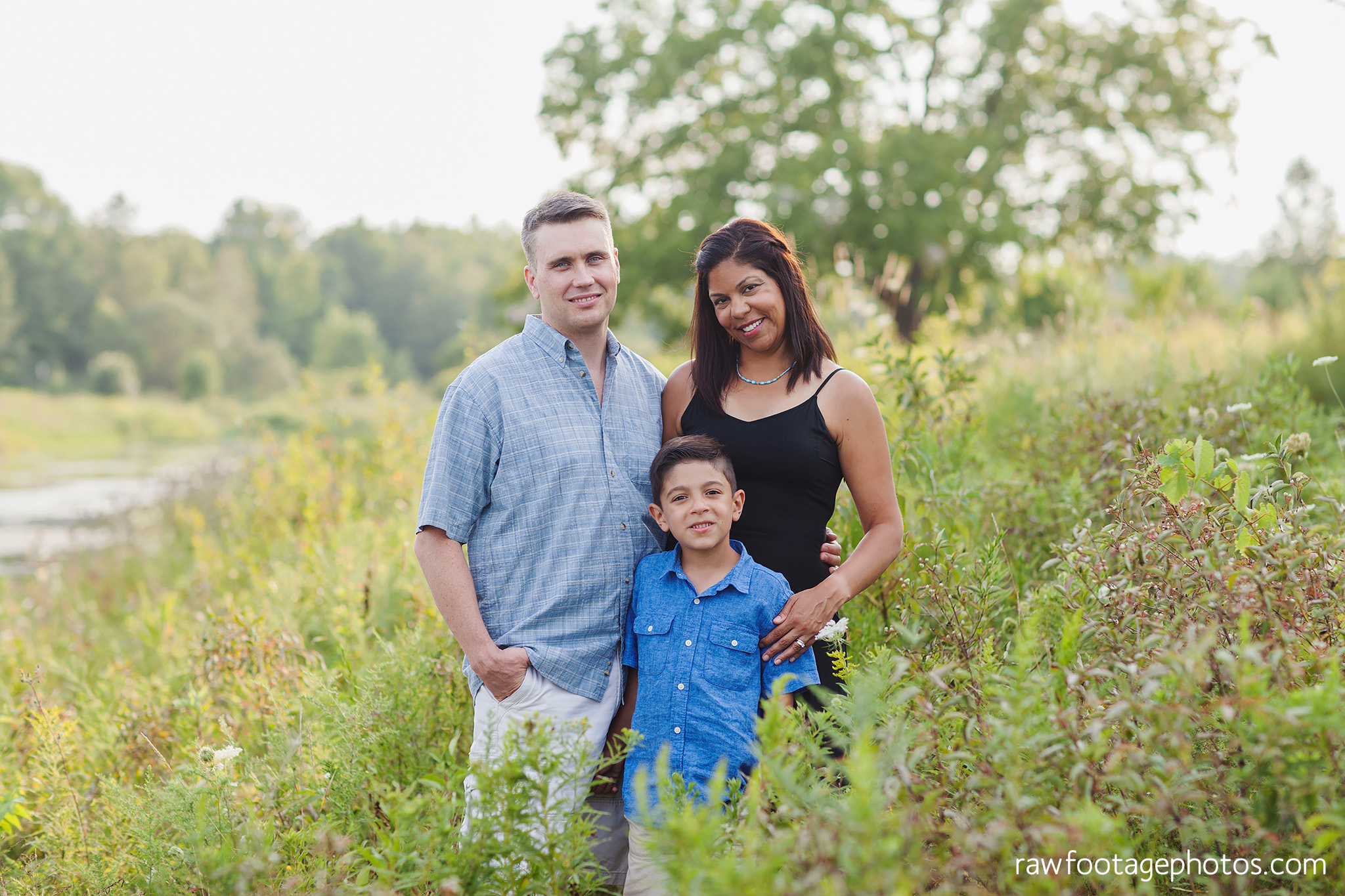 LONDON_ONTARIO_FAMILY_PHOTOGRAPHER-FALL_FAMILY_SESSION-RAW_FOOTAGE_PHOTOGRAPHY021.jpg