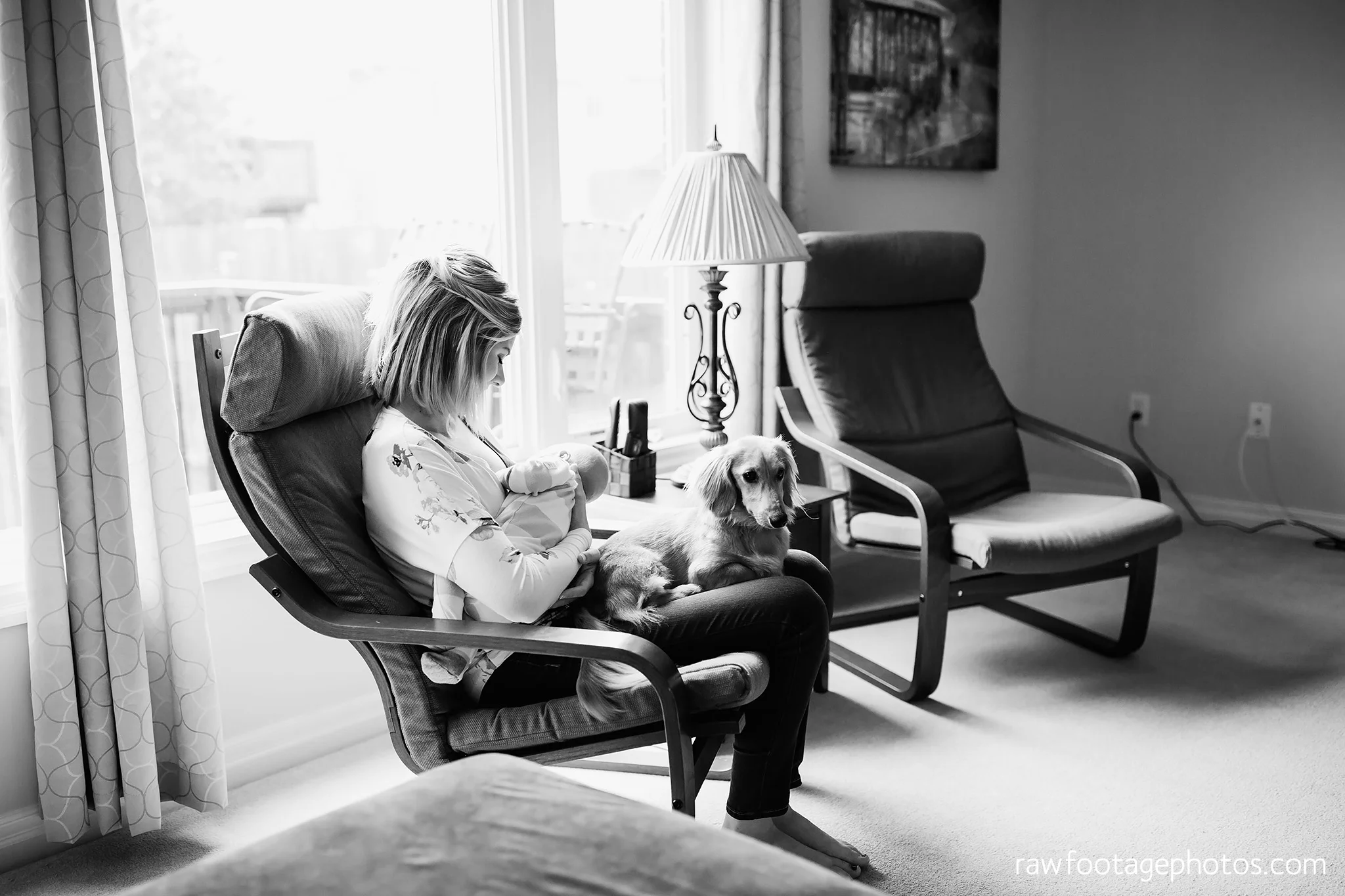 london_ontario_newborn_photographer-newborn_lifestyle_session-in_home_newborn_photos-raw_footage_photography001.jpg