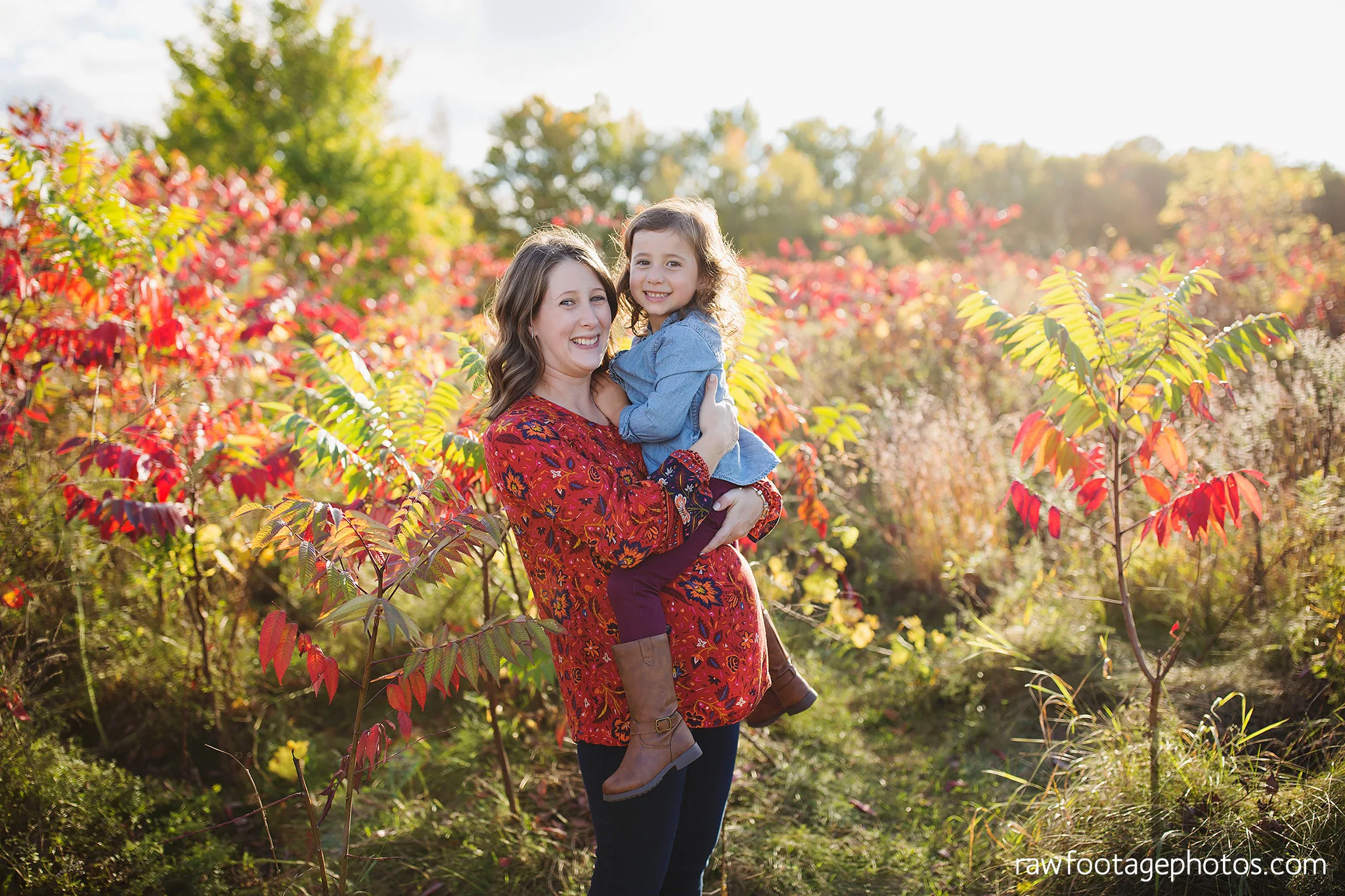 london_ontario_family_photographer-golden_hour_maternity_session-raw_footage_photography008.jpg