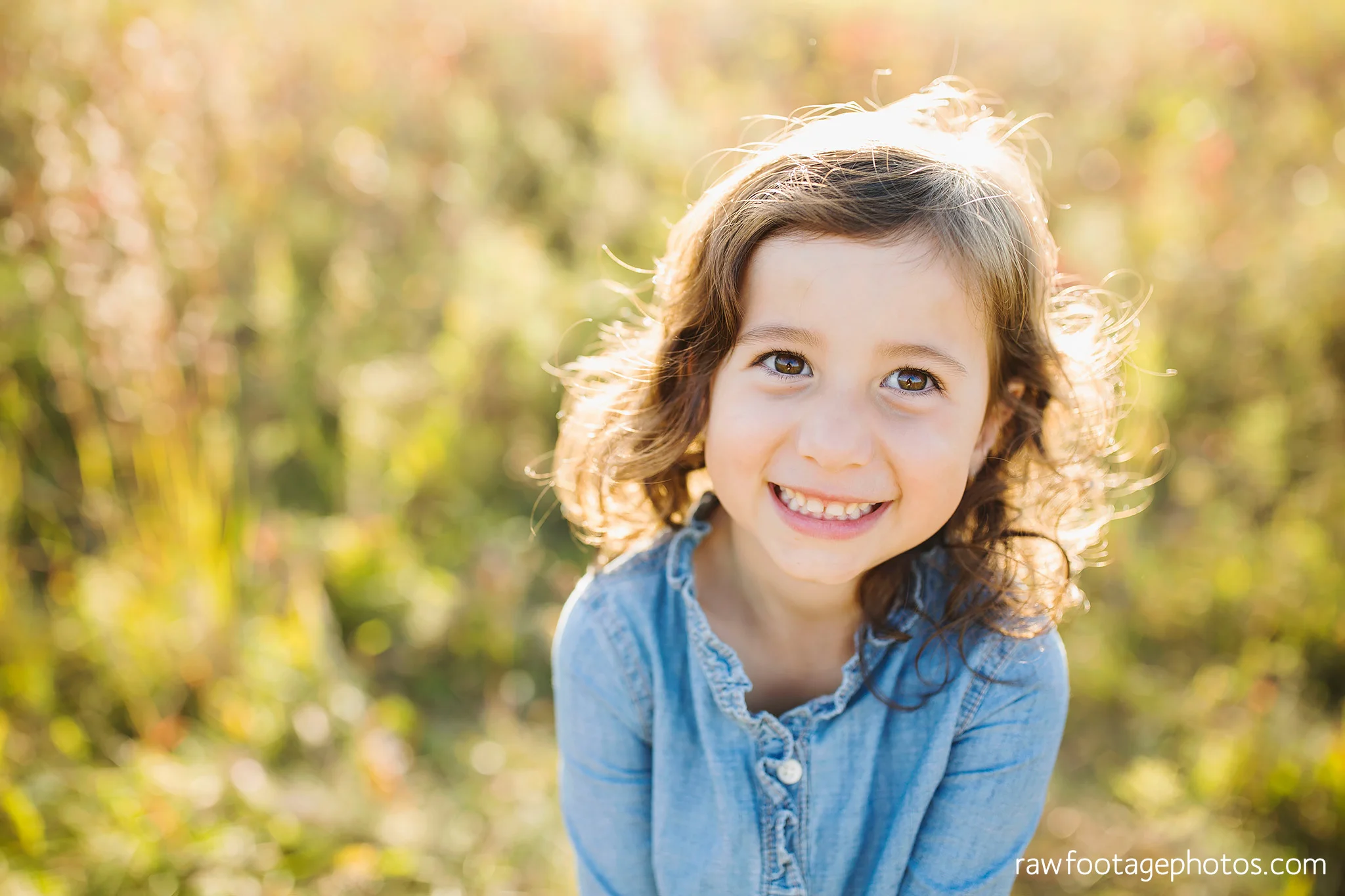 london_ontario_family_photographer-golden_hour_maternity_session-raw_footage_photography019.jpg
