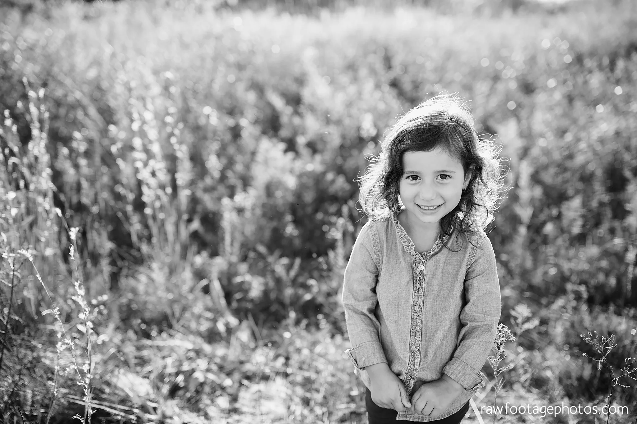 london_ontario_family_photographer-golden_hour_maternity_session-raw_footage_photography020.jpg