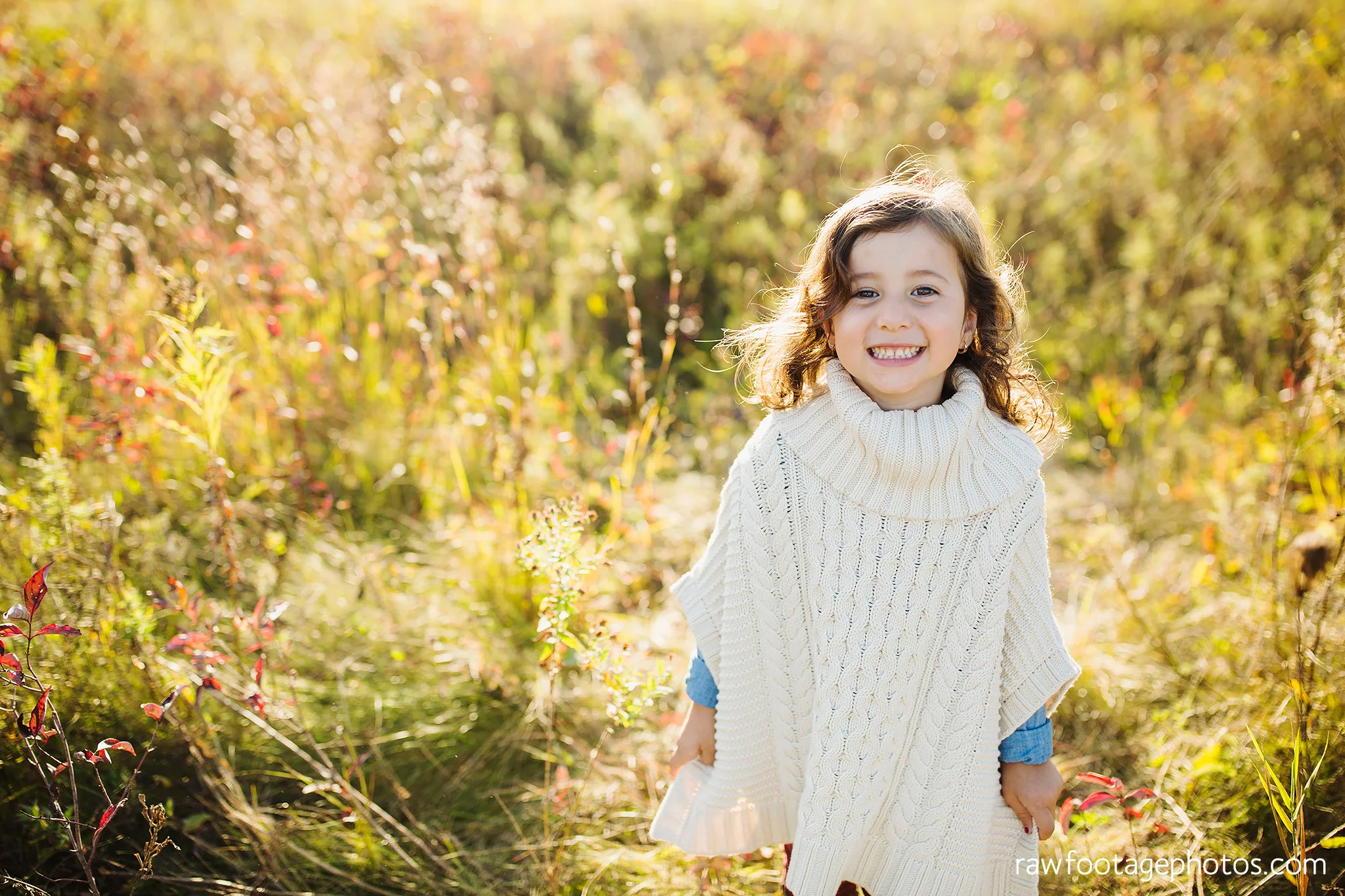 london_ontario_family_photographer-golden_hour_maternity_session-raw_footage_photography023.jpg