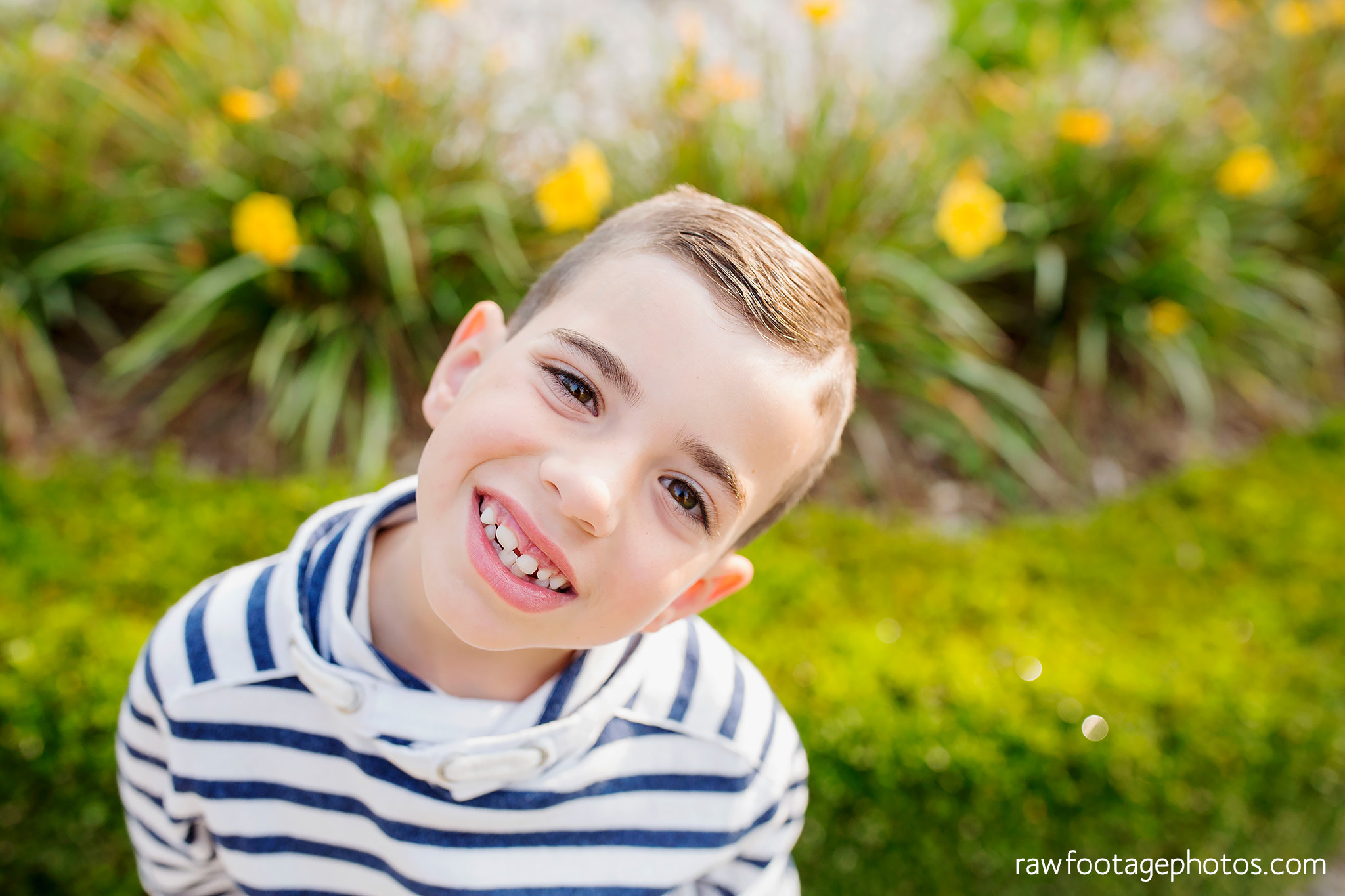 london_ontario_family_photographer-civic_gardens_extended_family_session-raw_footage_photography015.jpg