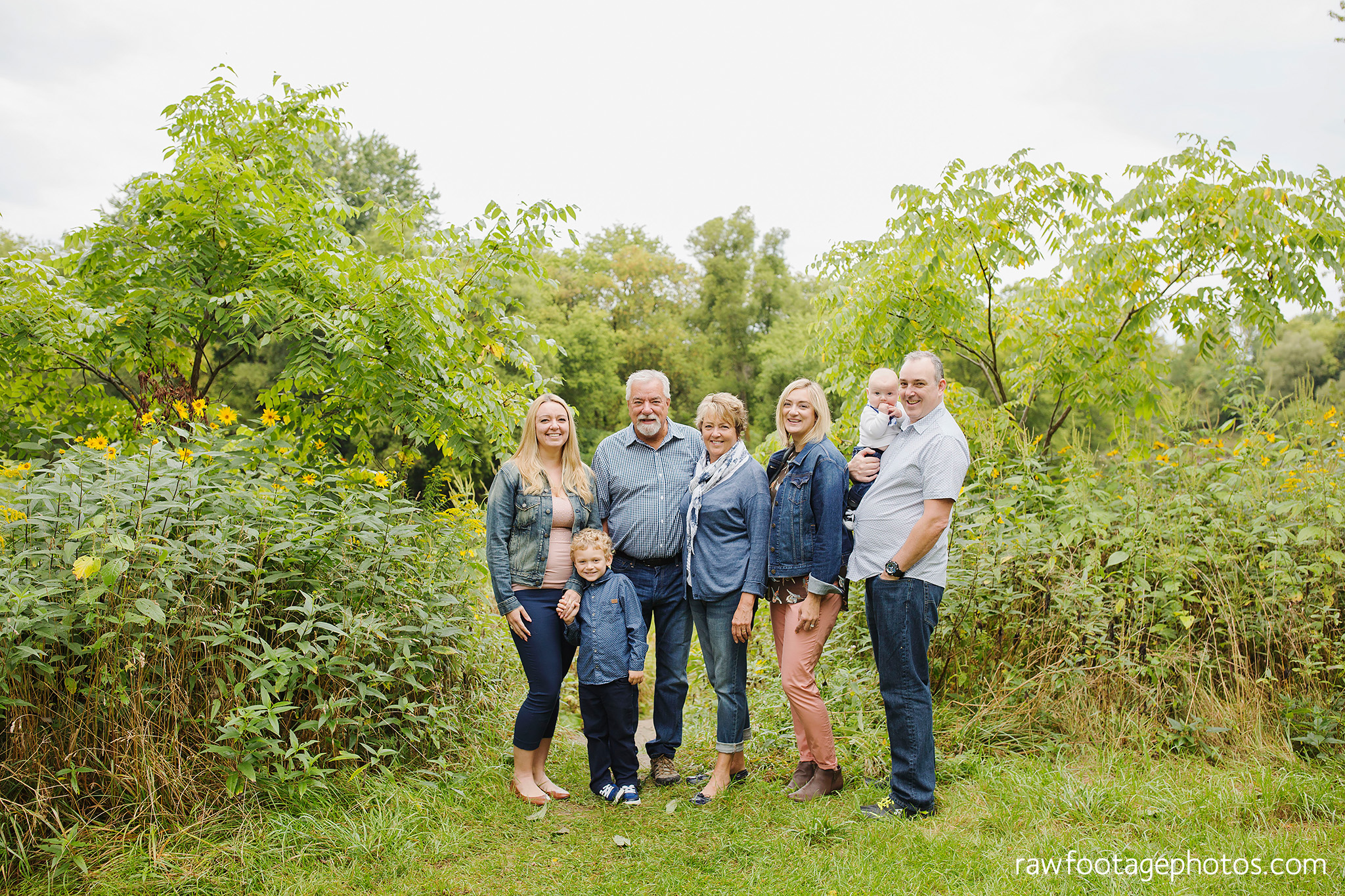 london_ontario_extended_family_photographer-raw_footage_photography001.jpg