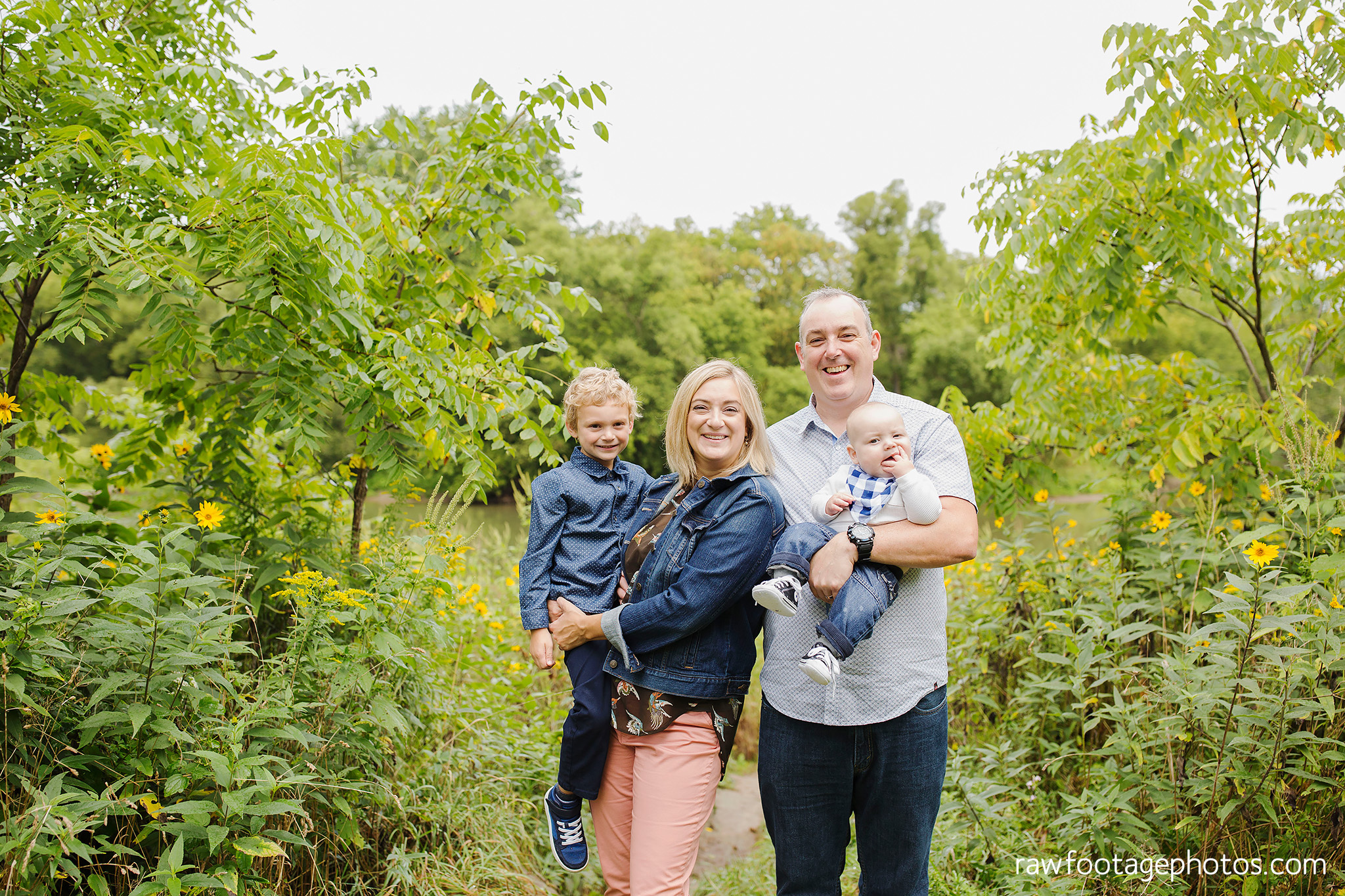 london_ontario_extended_family_photographer-raw_footage_photography003.jpg